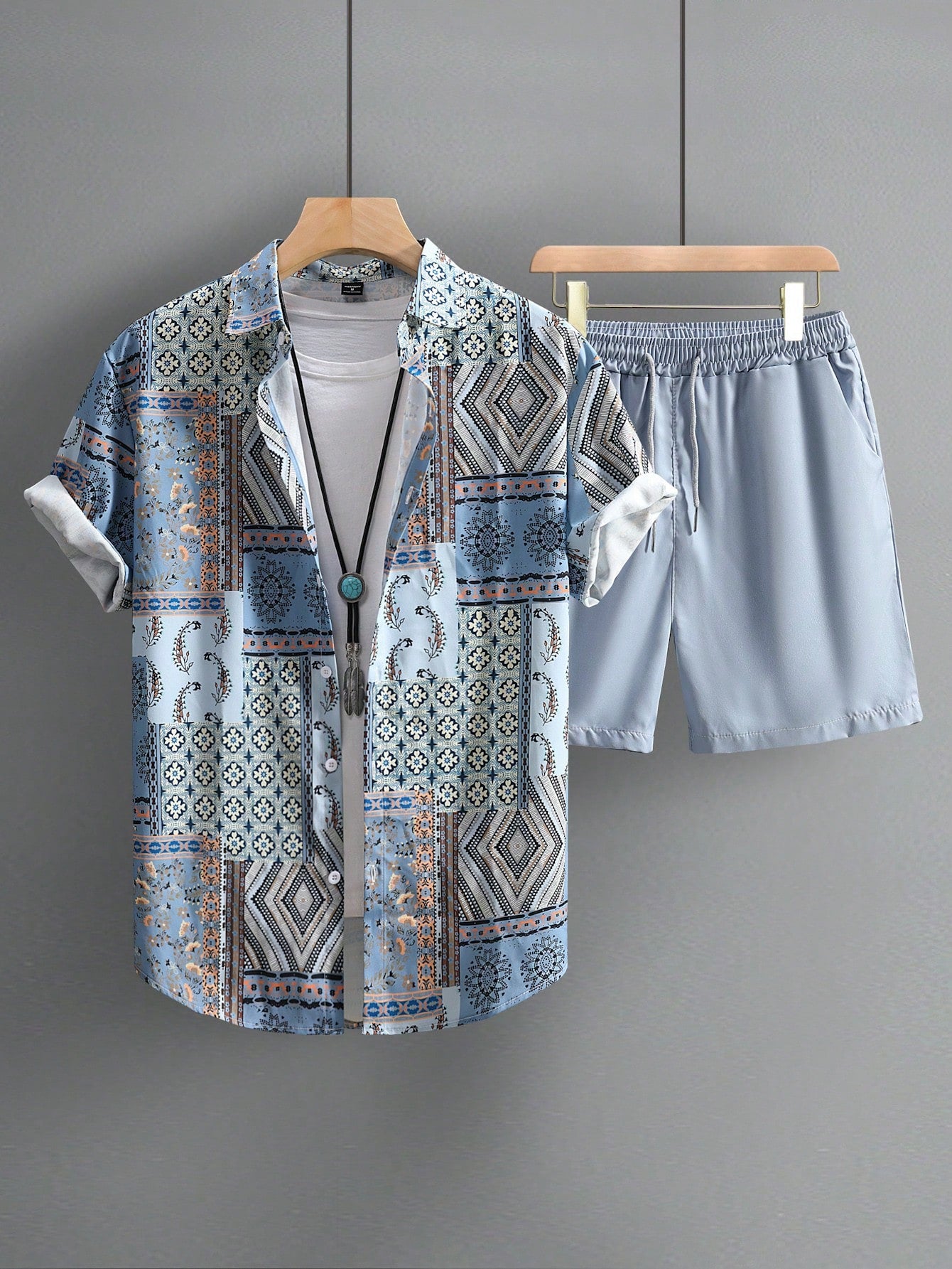 Men Patchwork Print Shirt & Drawstring Waist Shorts Without Tee