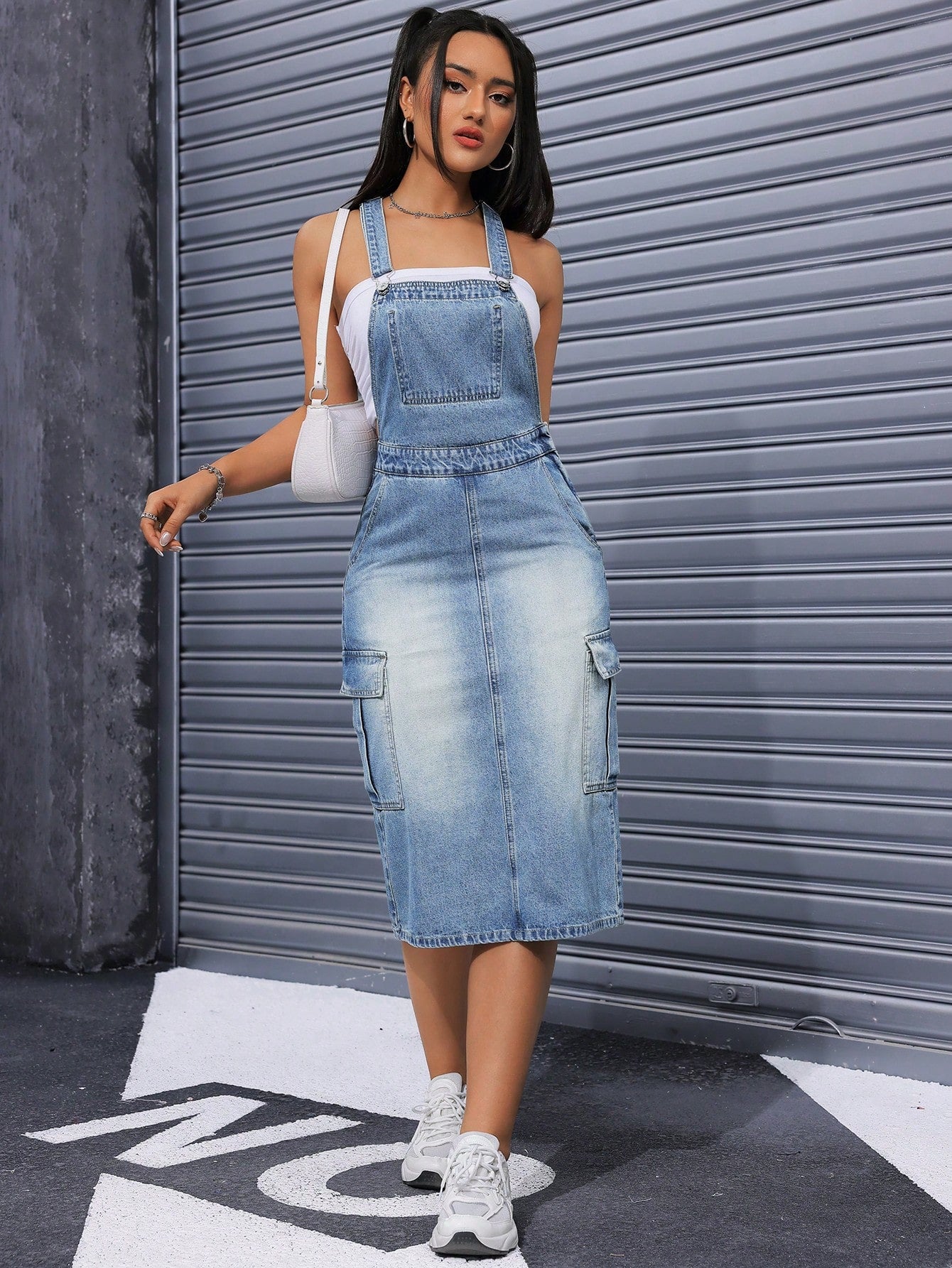 Women Retro Washed Denim Overalls Dress With Flap Pockets, Fashionable And Versatile For Summer