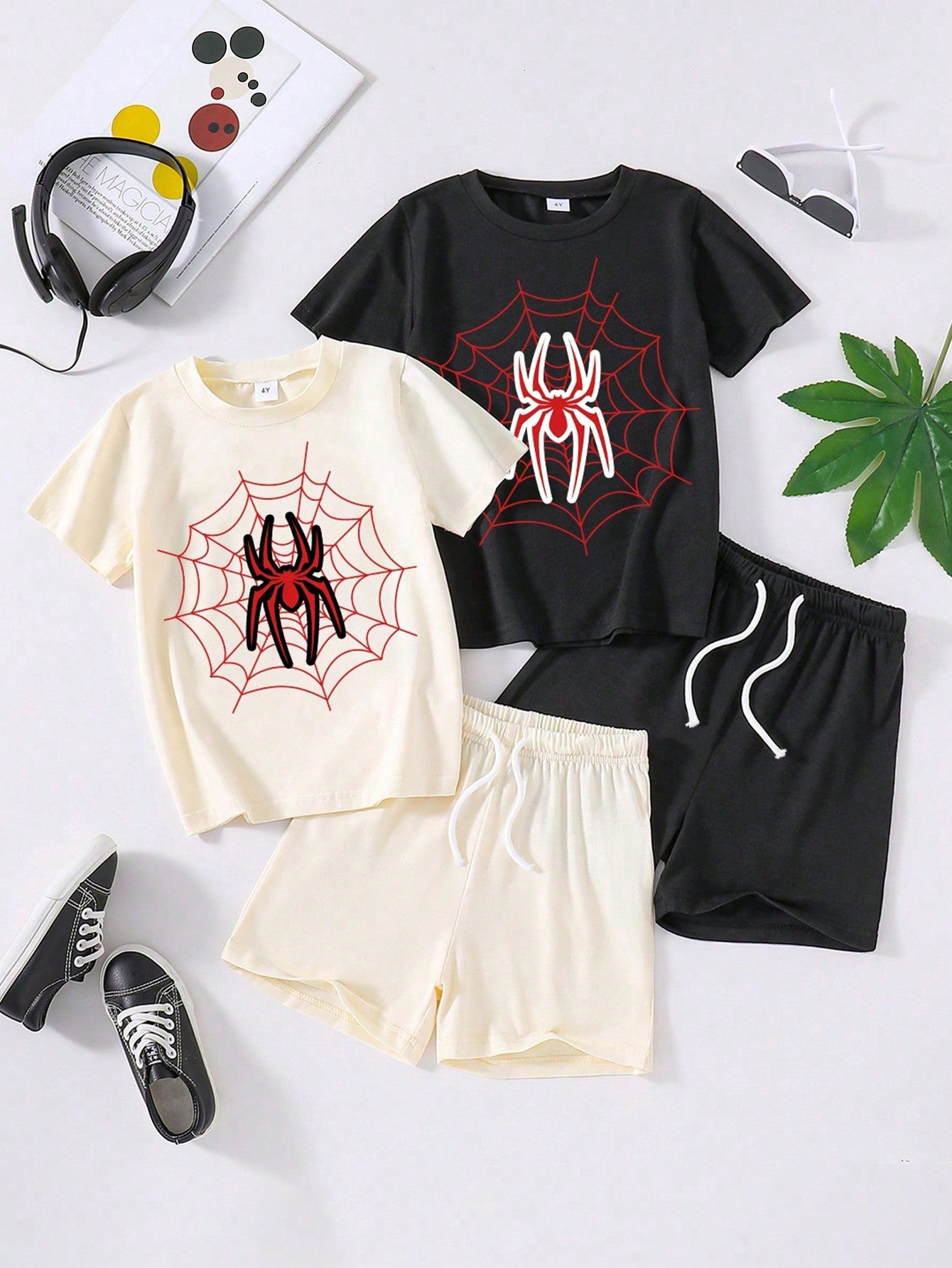 2pcs/Set Young Boy Spider Printed Short Sleeve Top And Solid Color Shorts Set