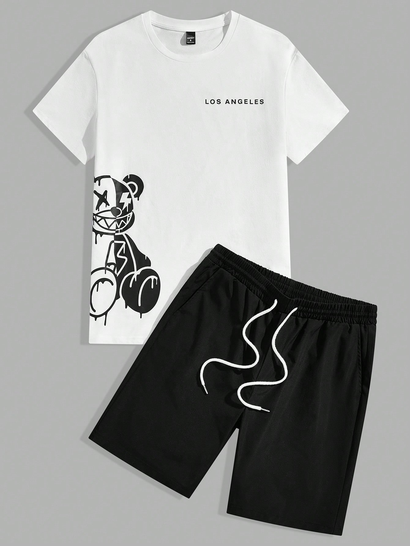 Men Bear & Letter Graphic Tee & Drawstring Waist Shorts