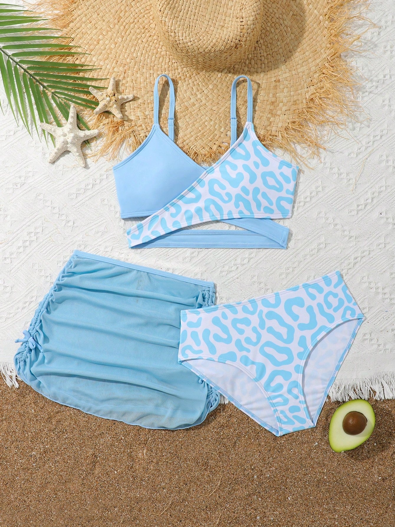 Tween Girl Three-Piece Split Bikini Set With Mesh Skirt And Random Print Summer Beach