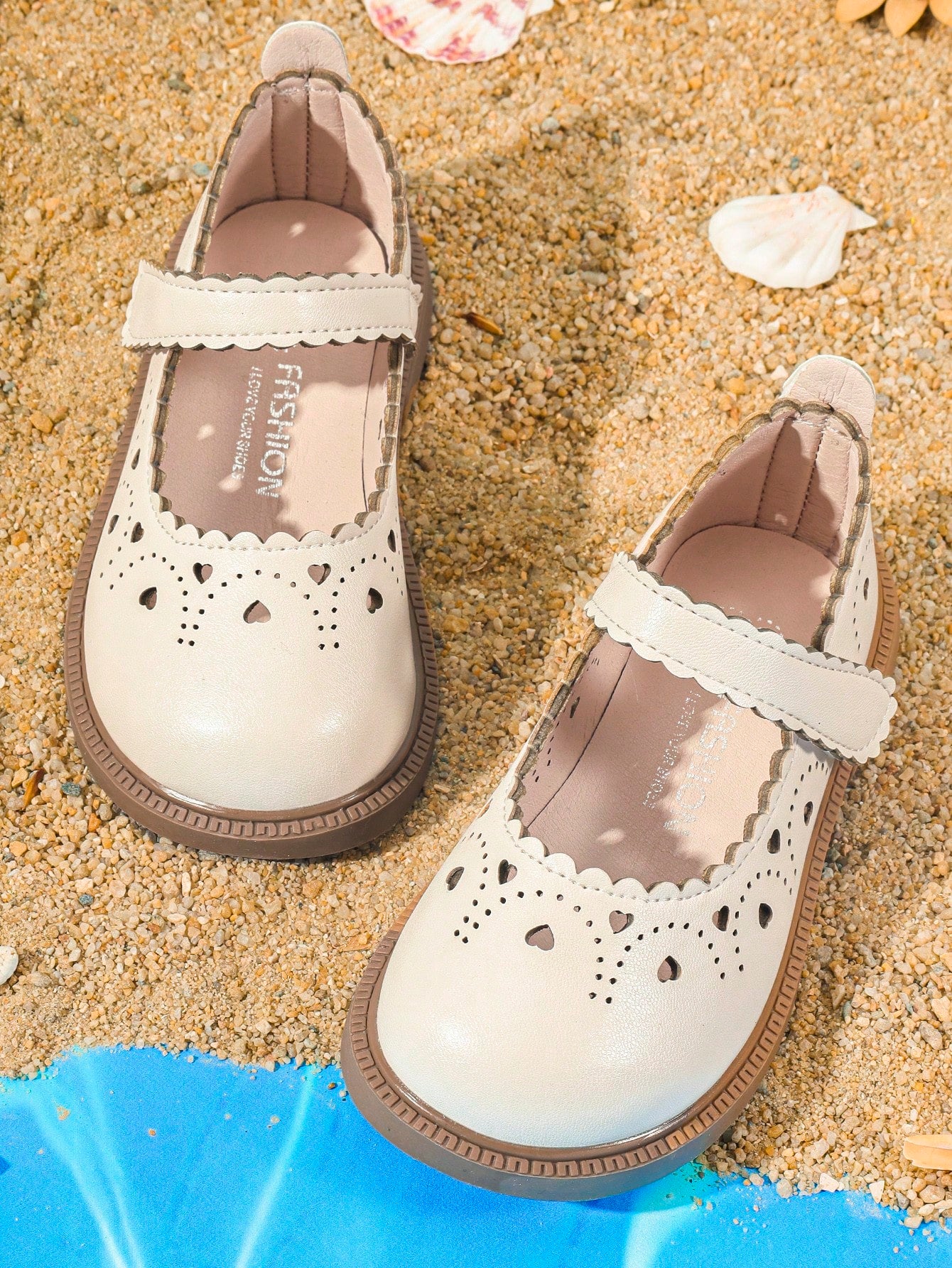 Summer Children's Sandals, Brown Girls' Comfortable Flat Princess Shoes, Beige Small Leather Shoes