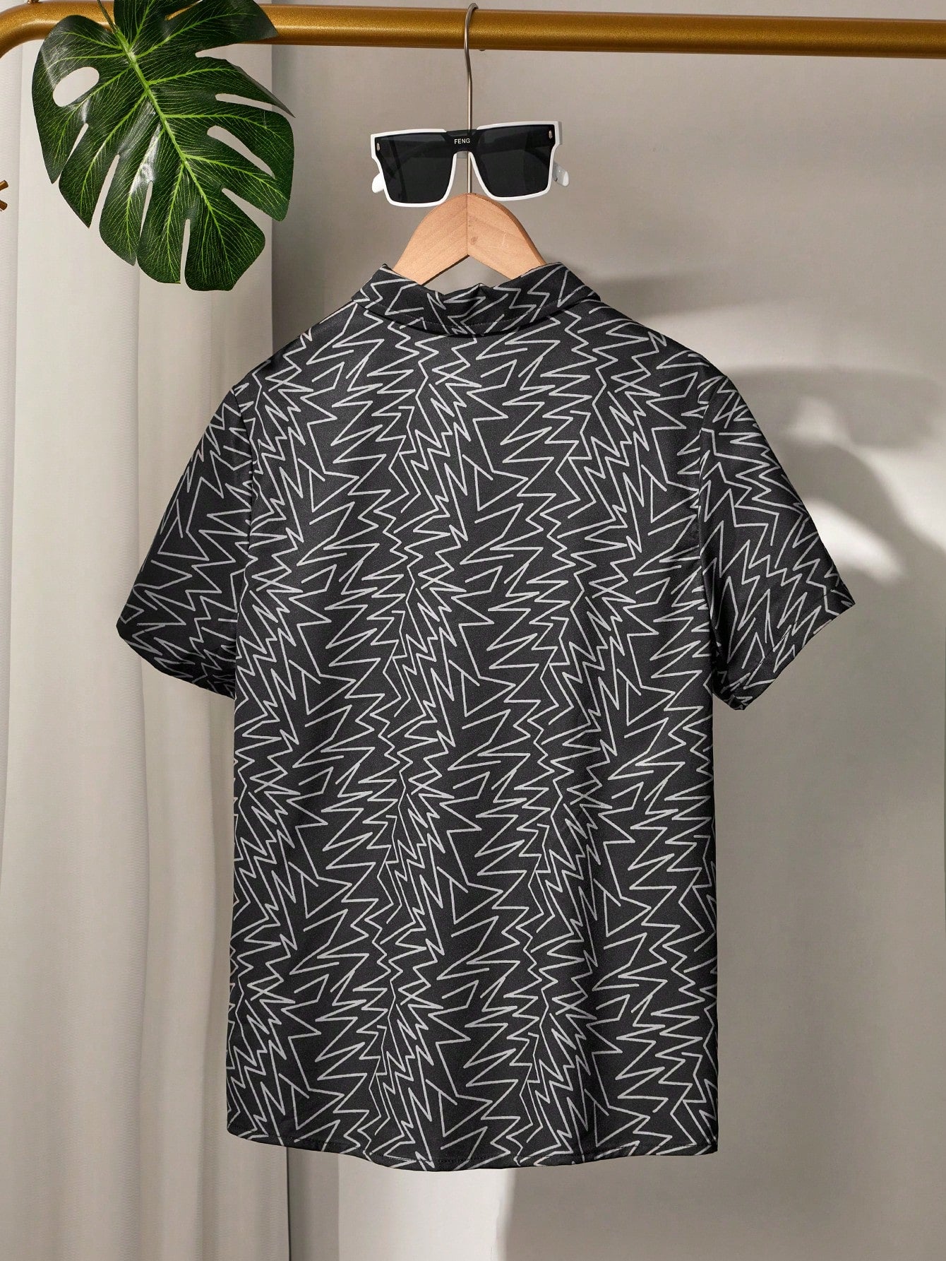 Tween Boys Extended Size Casual Geometric Print Loose Short Sleeve Open Front Woven Shirt With Turn-Down Collar