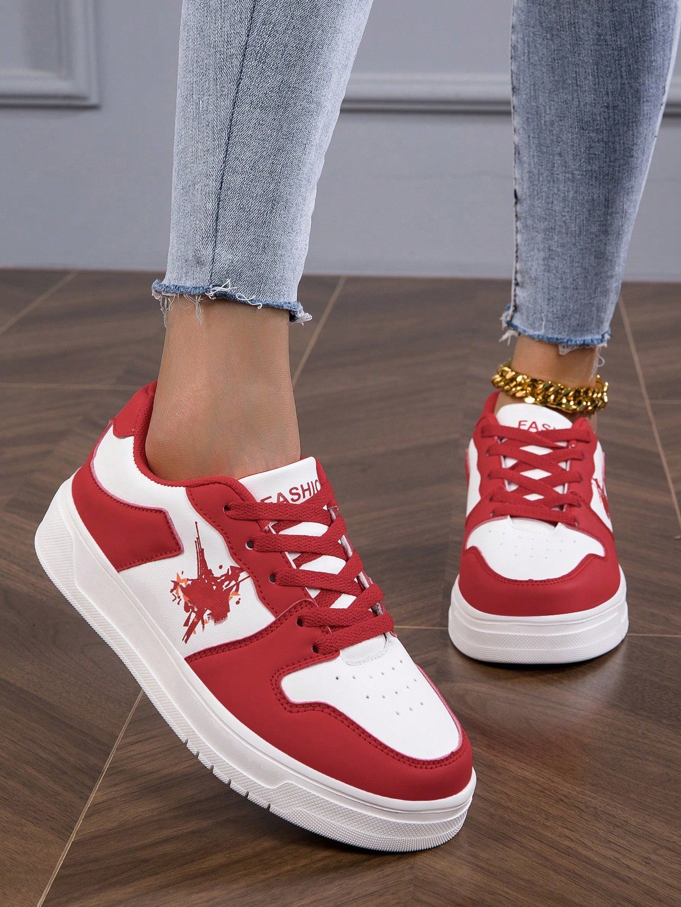 Thick-Soled White Sneakers Cross-Border 2024 Spring New Arrival Festive Red Chinese Style Breathable Sweat-Absorbent Lightweight Soft Fashionable All-Match Trendy Shoes