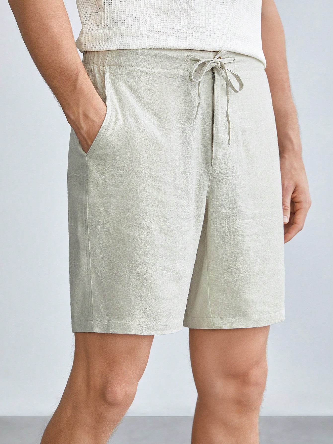 Bizwear Woven Leisure Men Solid Color Simple Everyday Shorts