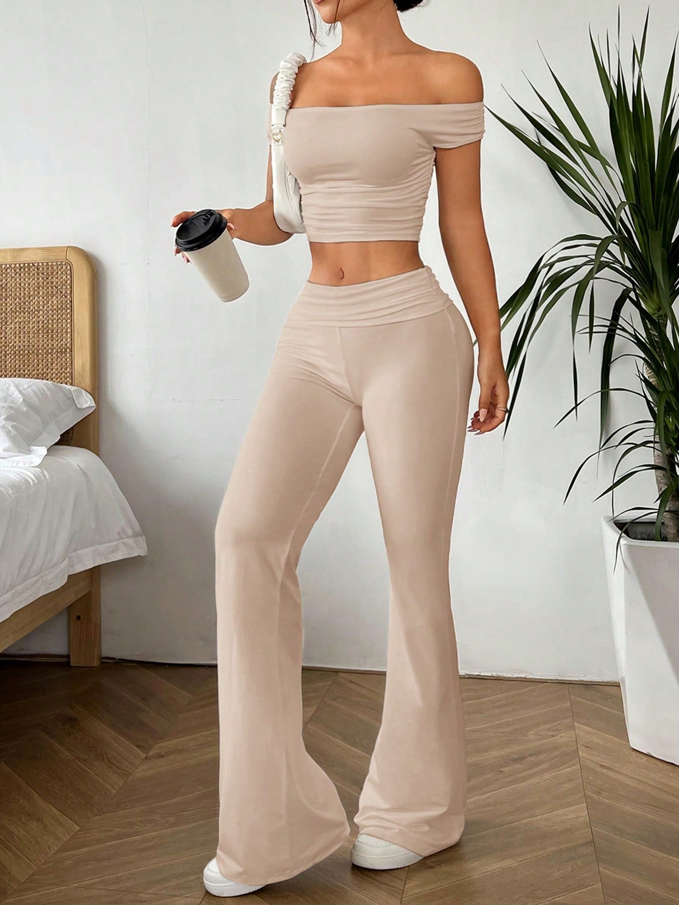 Women Summer Solid Color Off Shoulder Short Sleeve Wrinkled Cropped Slim Fit Top And Bell-Bottom Pants Casual Two-Piece Set