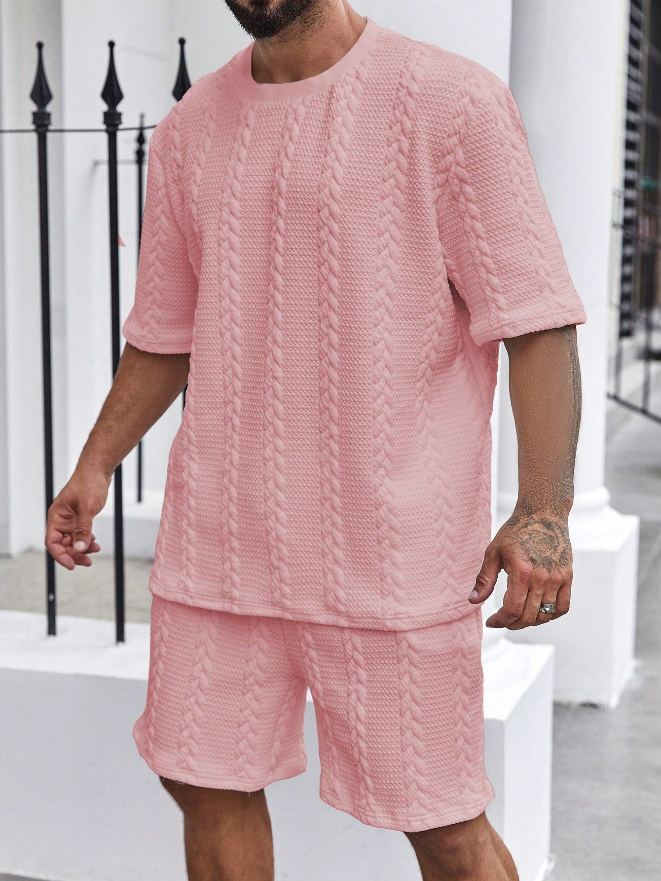 Men Plus Size Fashionable Solid Color Short-Sleeve Top And Shorts Two Piece Set With Twisted Knit Pattern