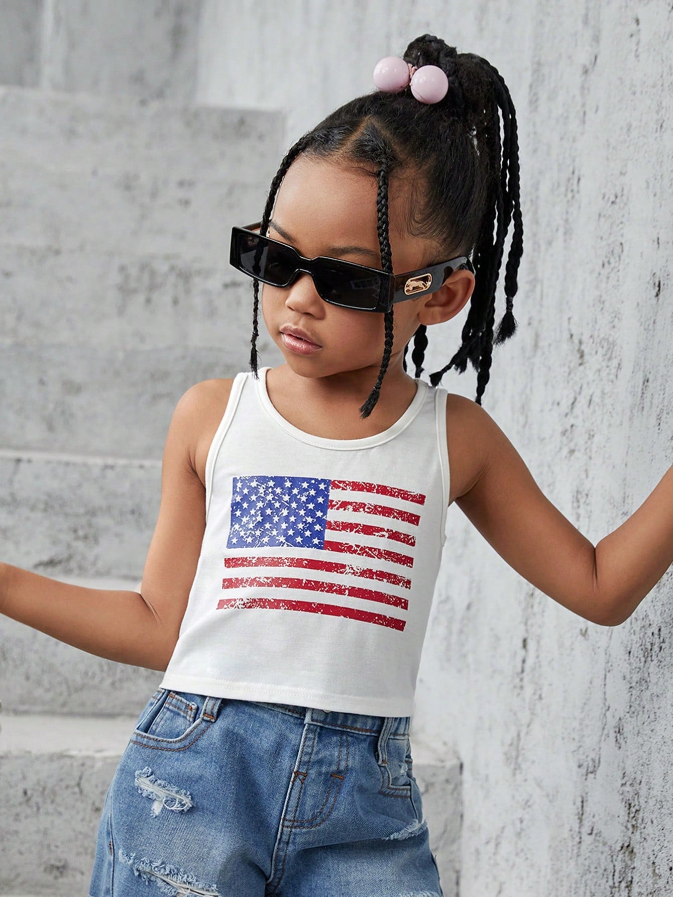 Young Girl Knitted Solid Color Round Neck Striped Star Pattern Casual Crop Top