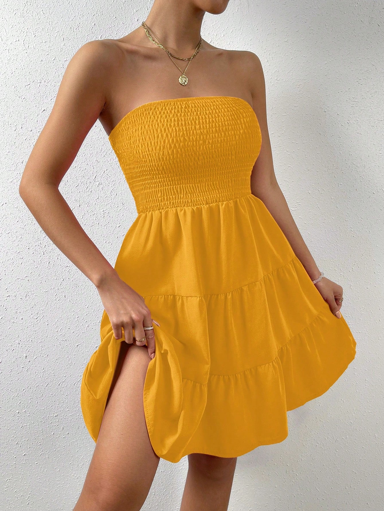 Solid Color Ruffles Hem Strapless Dress