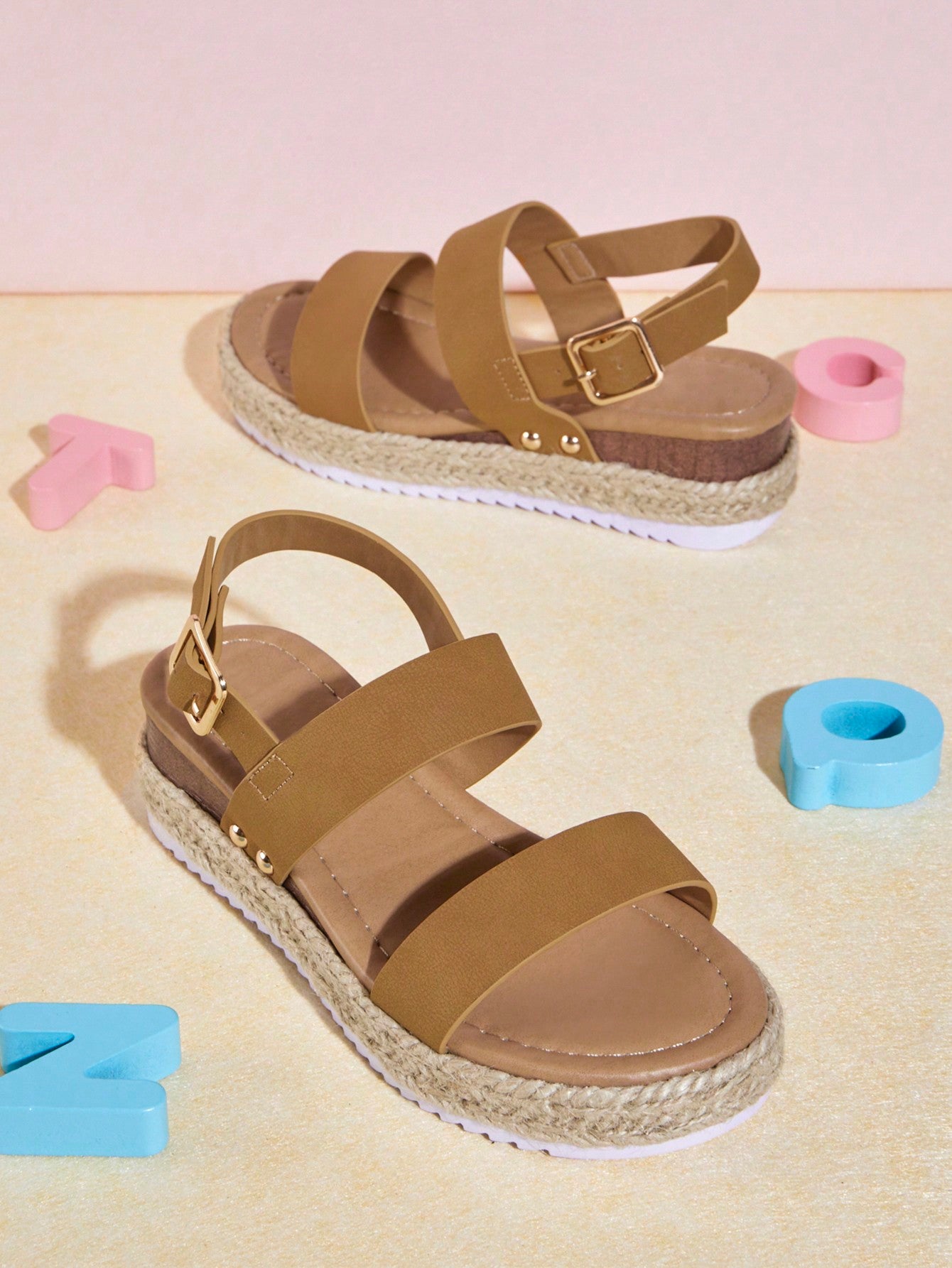 Mini mi Taupe Girls' Platform Espadrille Sandals – Open Toe, Comfortable With Slip-Resistant White Sole, Simple Single Strap Design, Classic And Easy For Everyday Versatility