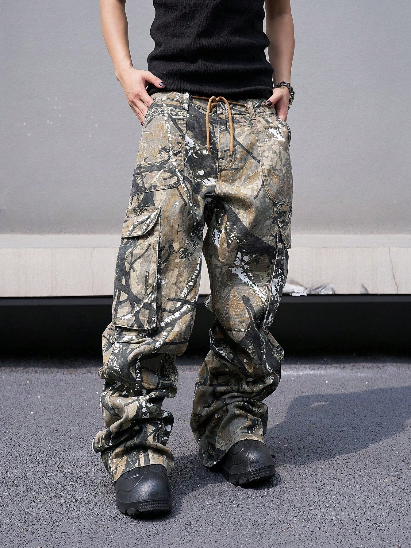 Men Casual Loose Fit Branch Printed Workwear Jeans