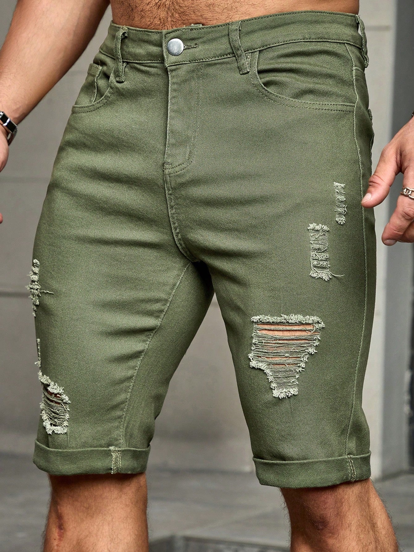 Men Ripped Frayed Bleach Wash Denim Shorts