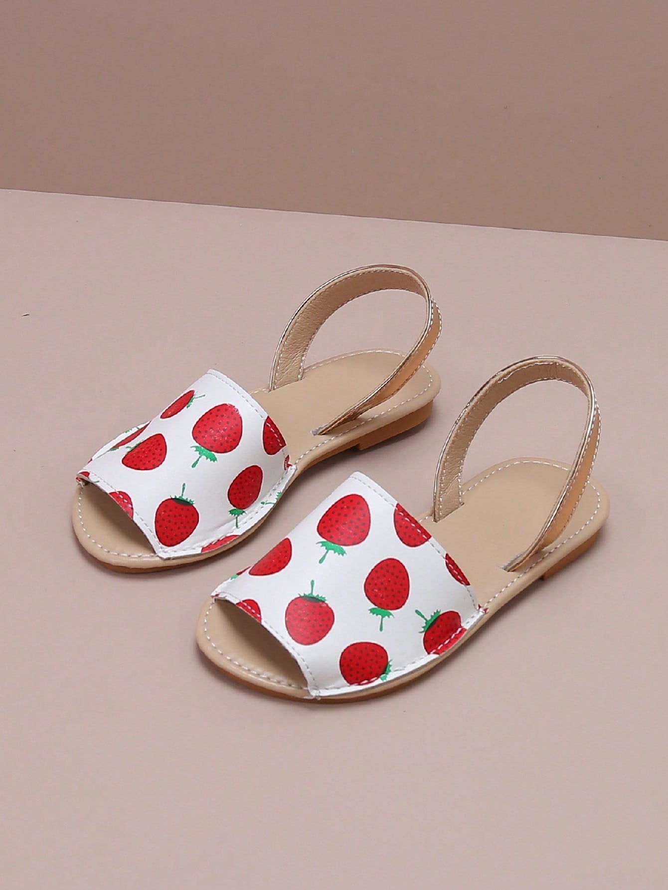 Children Fashionable Cute Cartoon Strawberry Fruit Open Toe Casual Flat Sandals