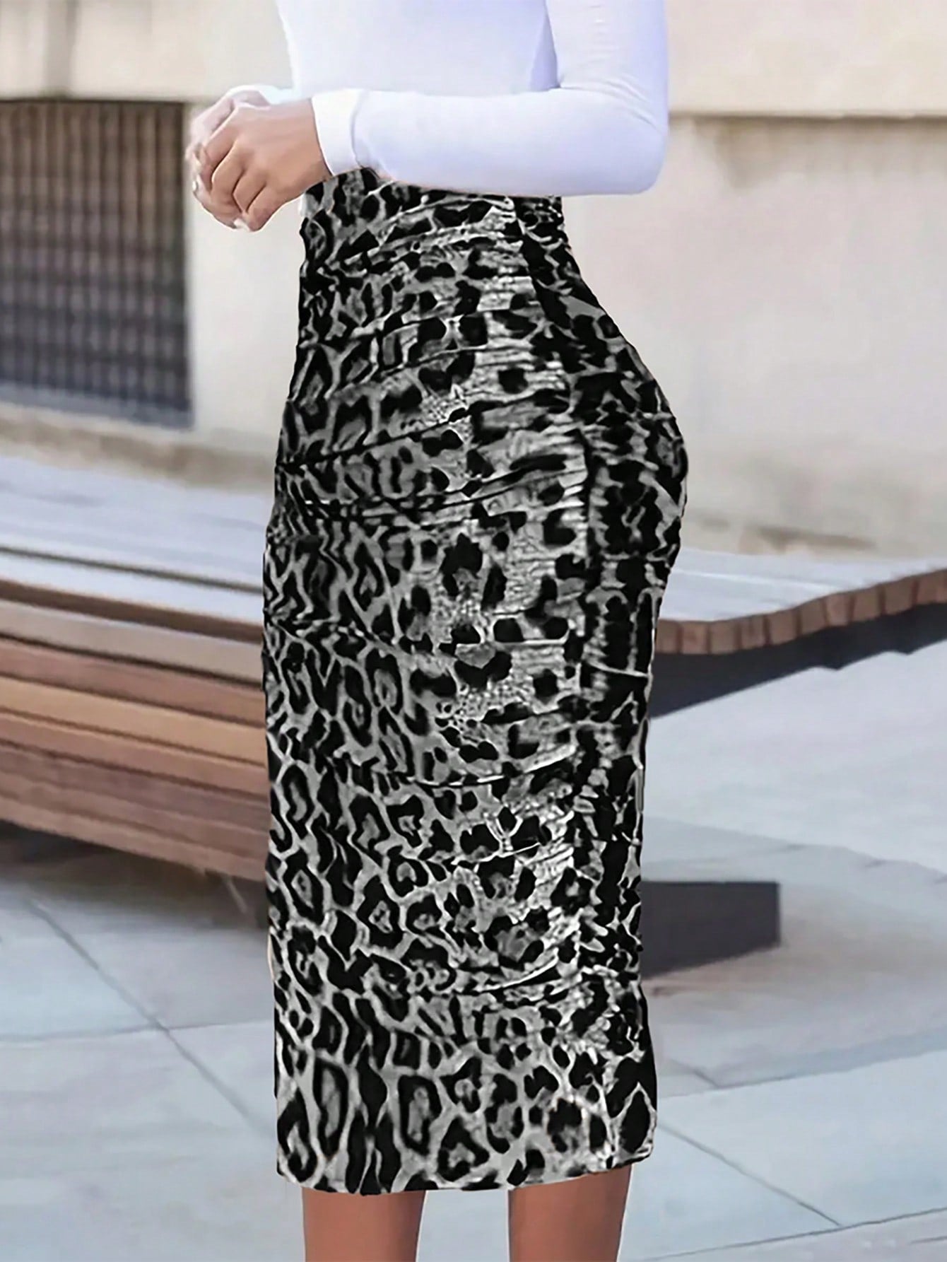 Plus Size Women Fashionable Leopard Print Skirt