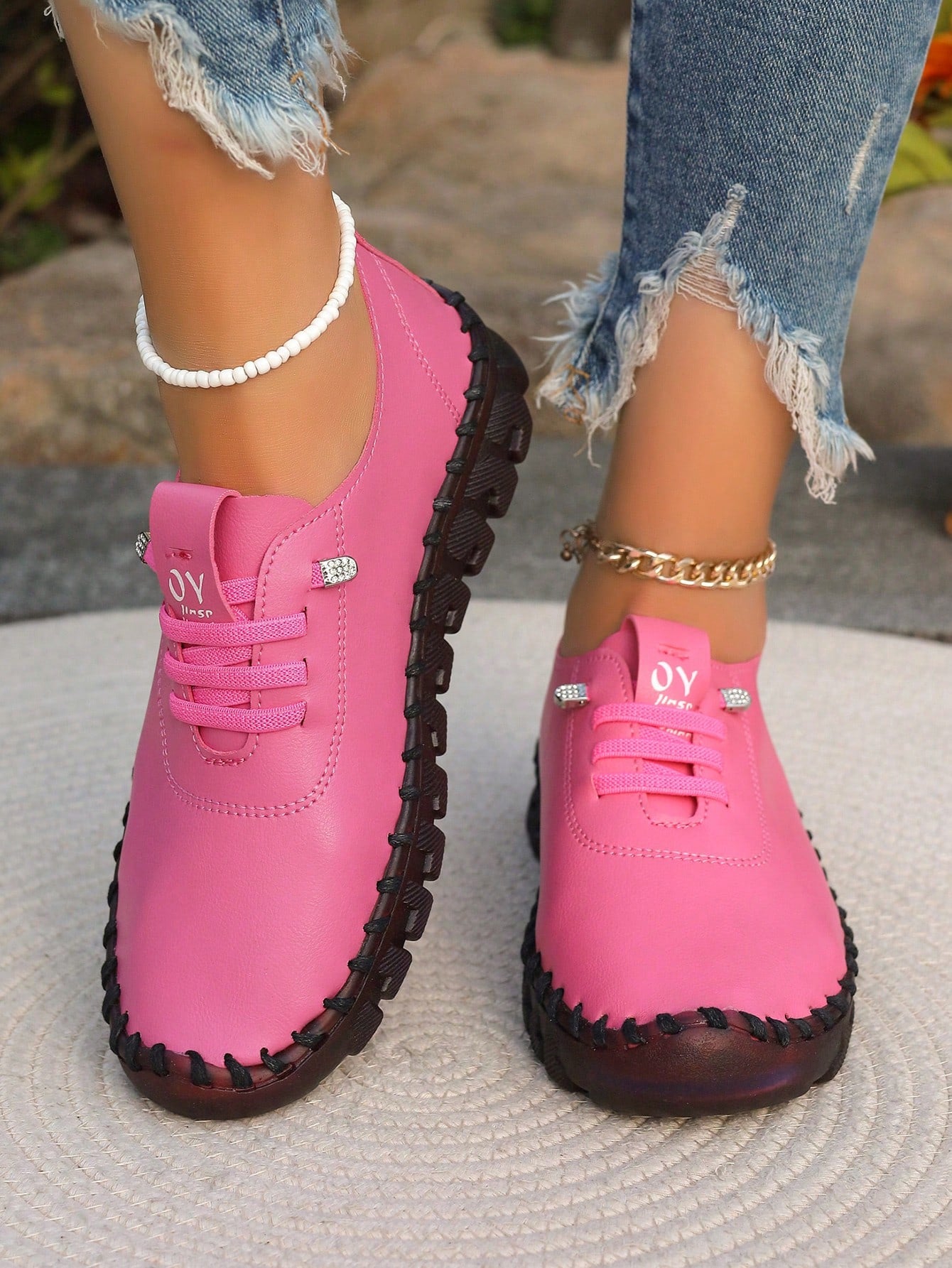 Ladies" Fashionable Daily Simple Casual Shoes 2024 New Model Comfortable Cow Tendon Soft Bottom Sewing Thread Mom Shoes