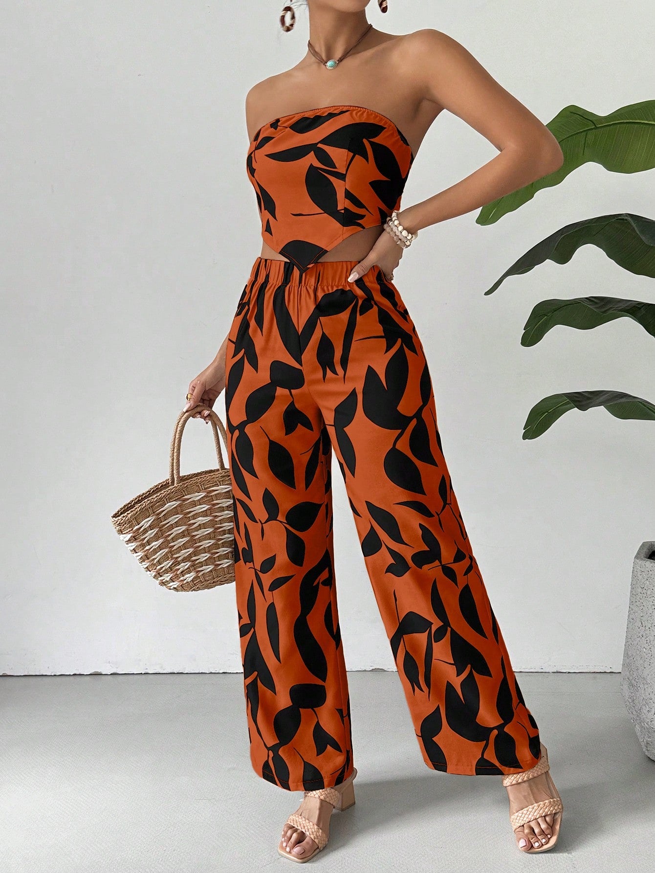 Women's Holiday Asymmetrical Hem Plant Printed Tube Top And Pants Casual Two-Piece Set