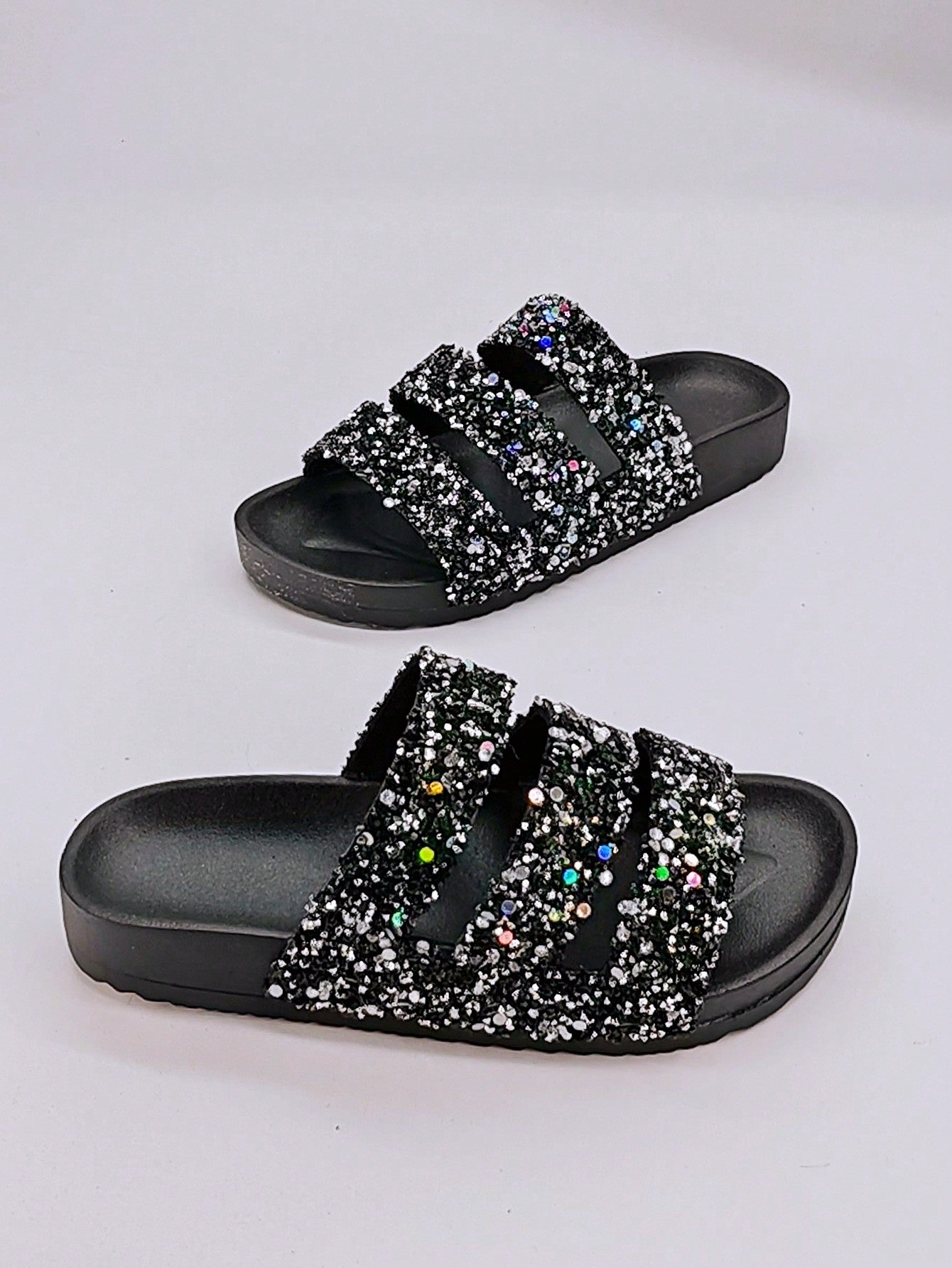 New Hot Selling Cork Pattern Women's Shoes, Street Casual Flat Slippers With Double Straps For Indoor And Outdoor, Rose Red Color With Sparkling Diamond Big Buckle Lady Sandals