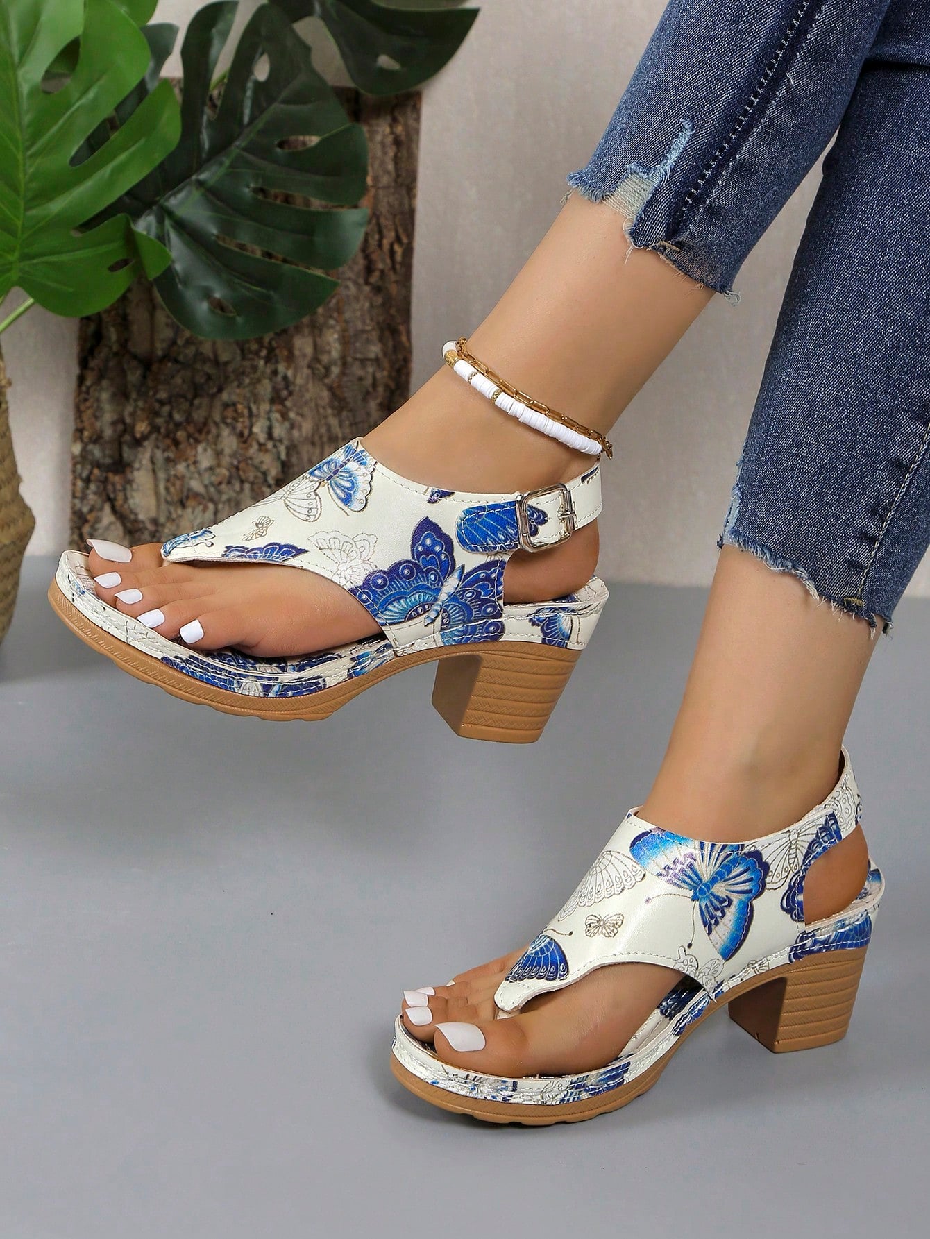 Summer Lightweight & Comfortable Embroidered Mules Women's Slip-On Sandals, Sewn Casual Comfortable Wedge Heel Thick-Soled Open Toe Shoes (Polyurethane Soles With Small Ventilation Holes)