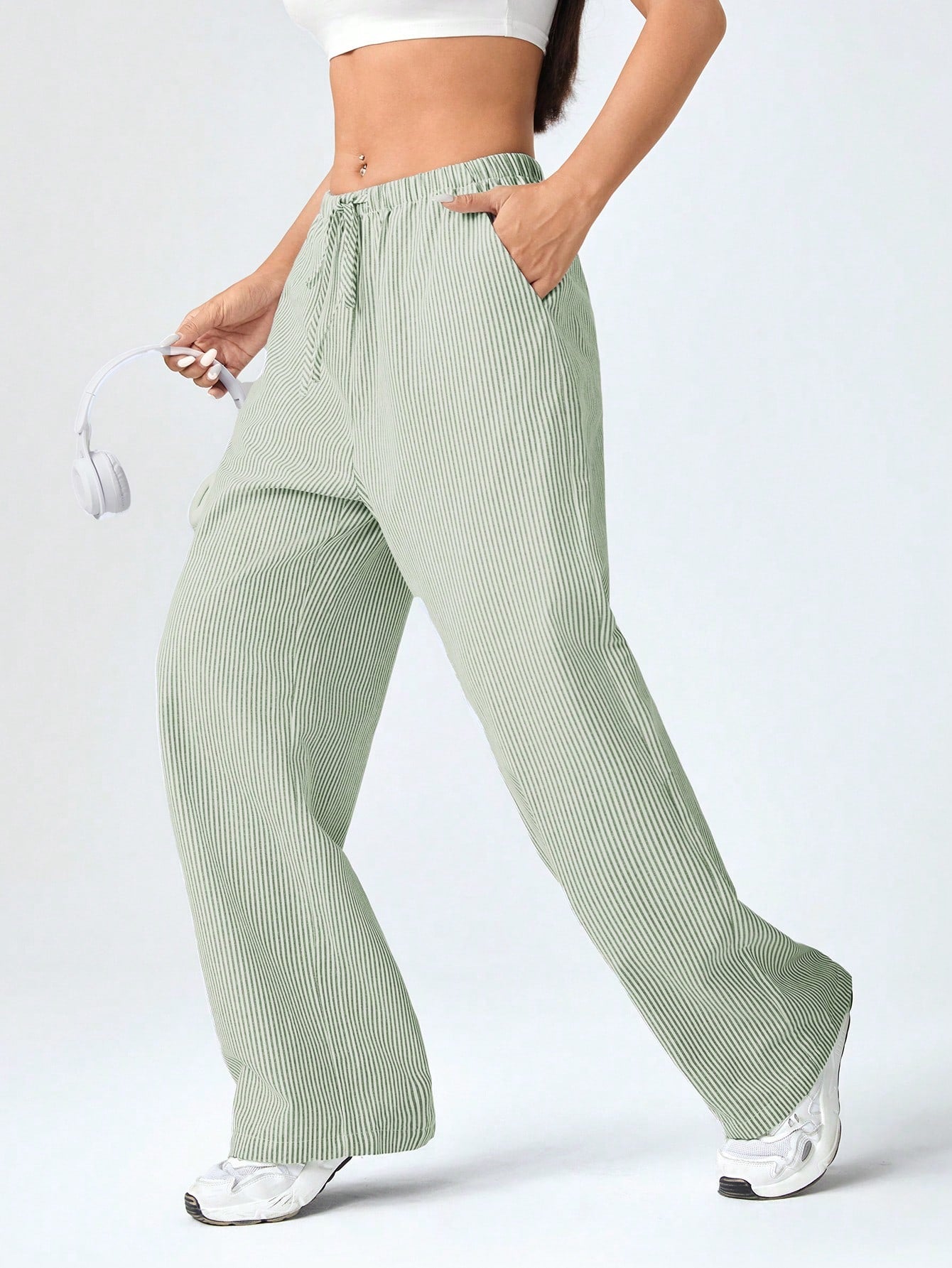 White Woven Women's Wide-Leg Pants