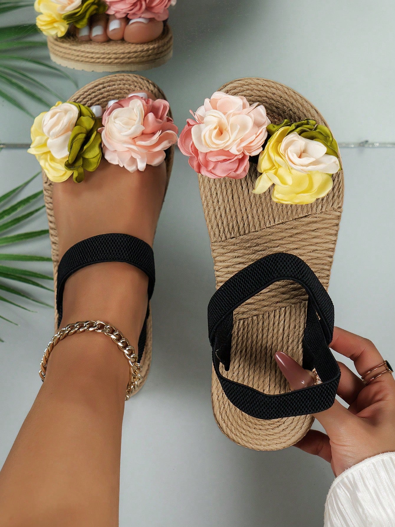 Women's Simple & Casual Slouchy Style Comfortable Flat Sandals With Cross Straps, Anti-Slip, Perfect For Hawaii Holiday, Beach Party, Etc.