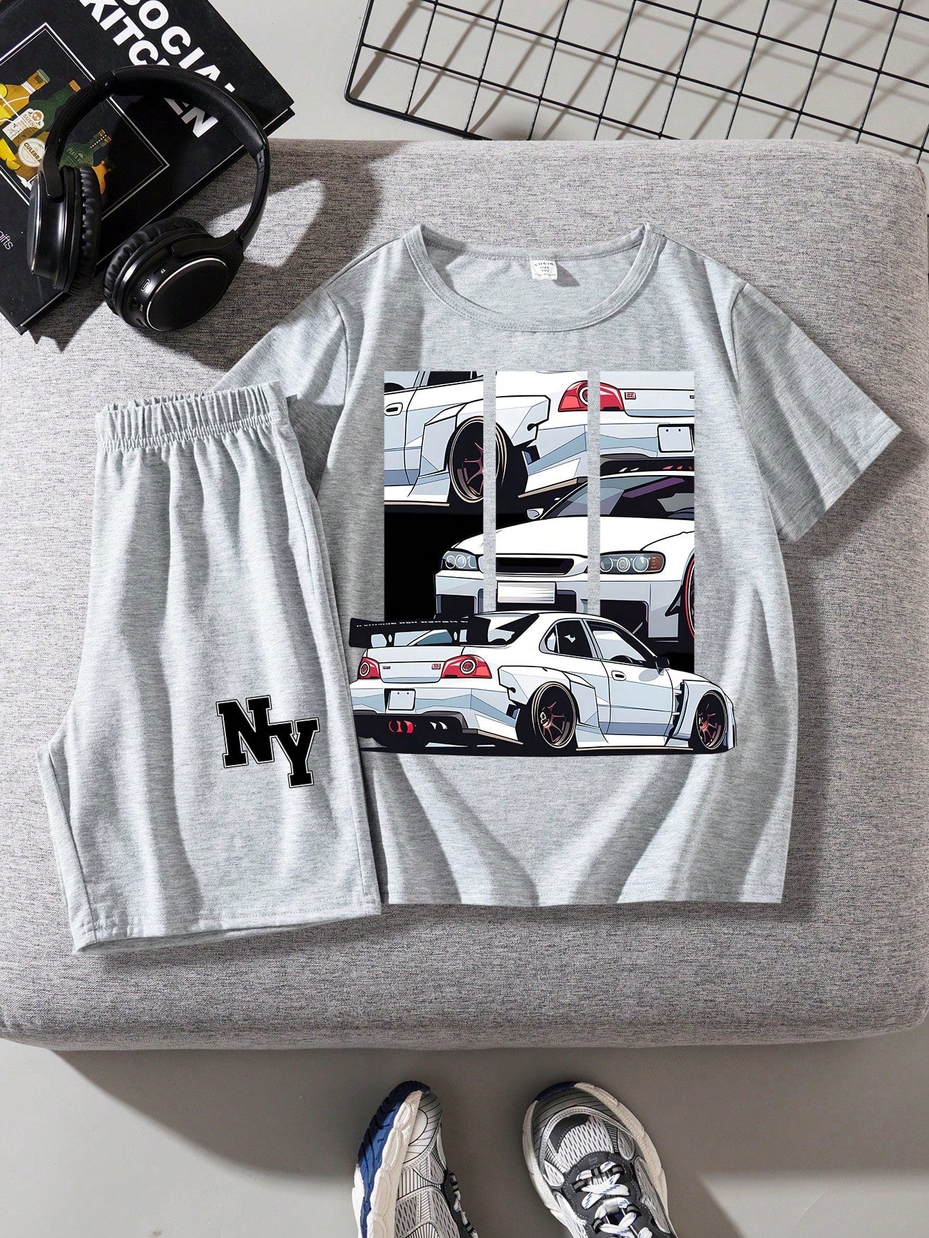 Tween Boy Casual Simple Car Pattern Round Neck Short Sleeve T-Shirt And Letter Print Shorts Suit For Summer