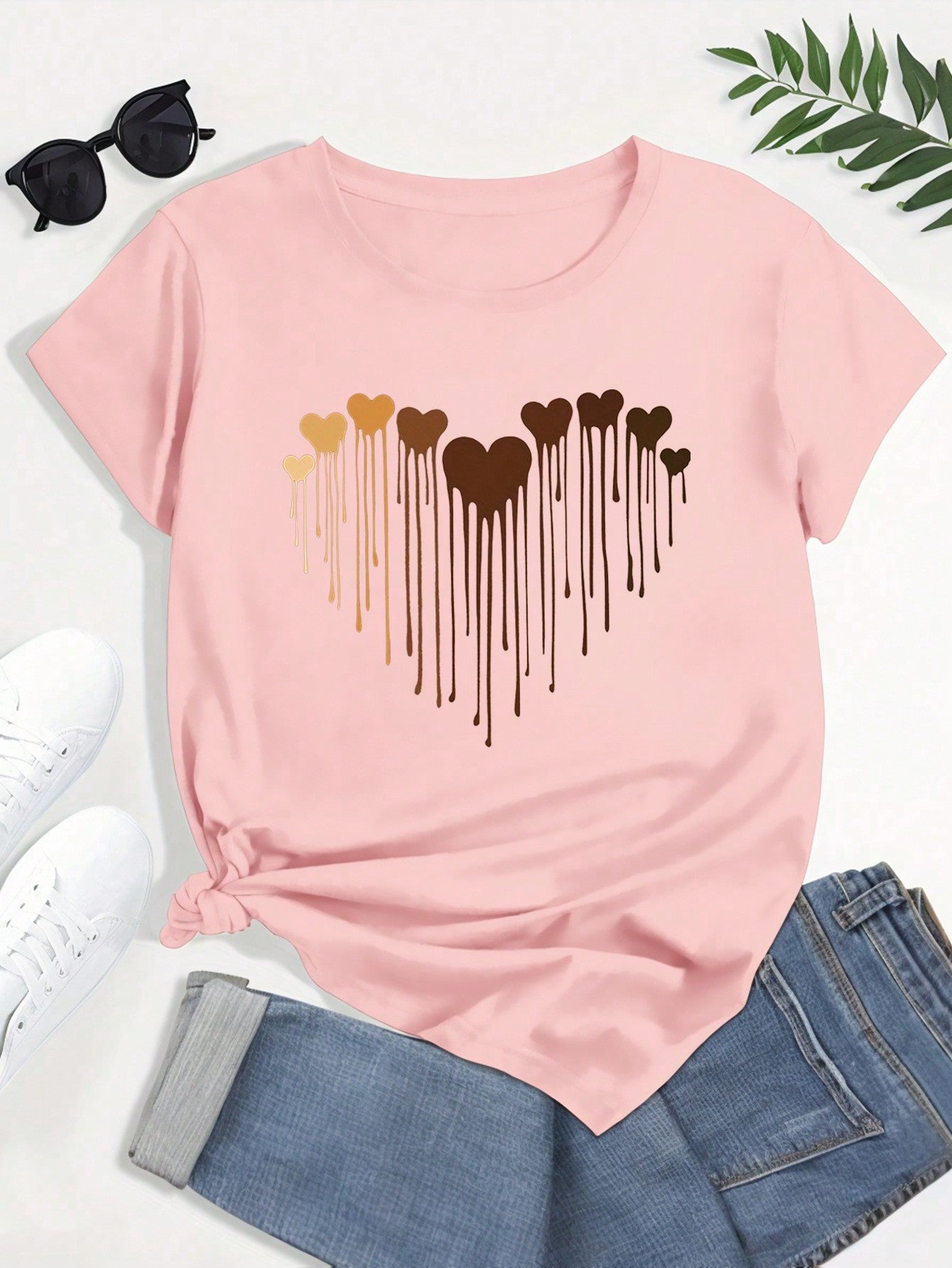 Plus Size Women's Valentine's Day Heart Print Round Neck Short Sleeve T-Shirt