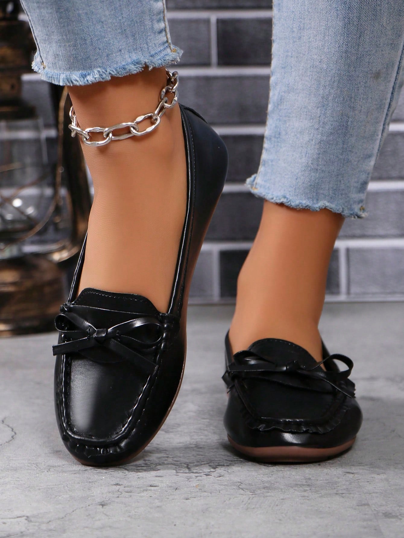 2024 New Summer Women's Loafers Korean Style Anti-Slip Soft Bottom White Breathable Comfortable Nurse Shoes