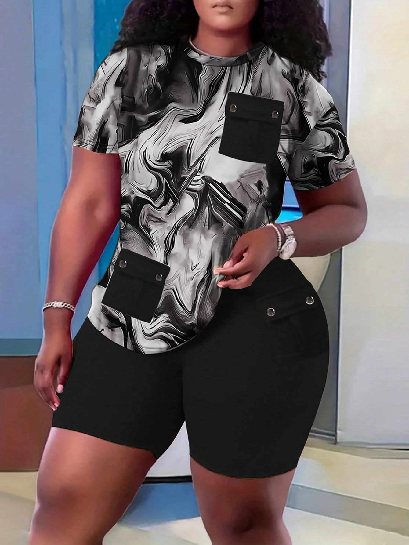 Plus Size Full Printed Short Sleeved Top And Shorts Set