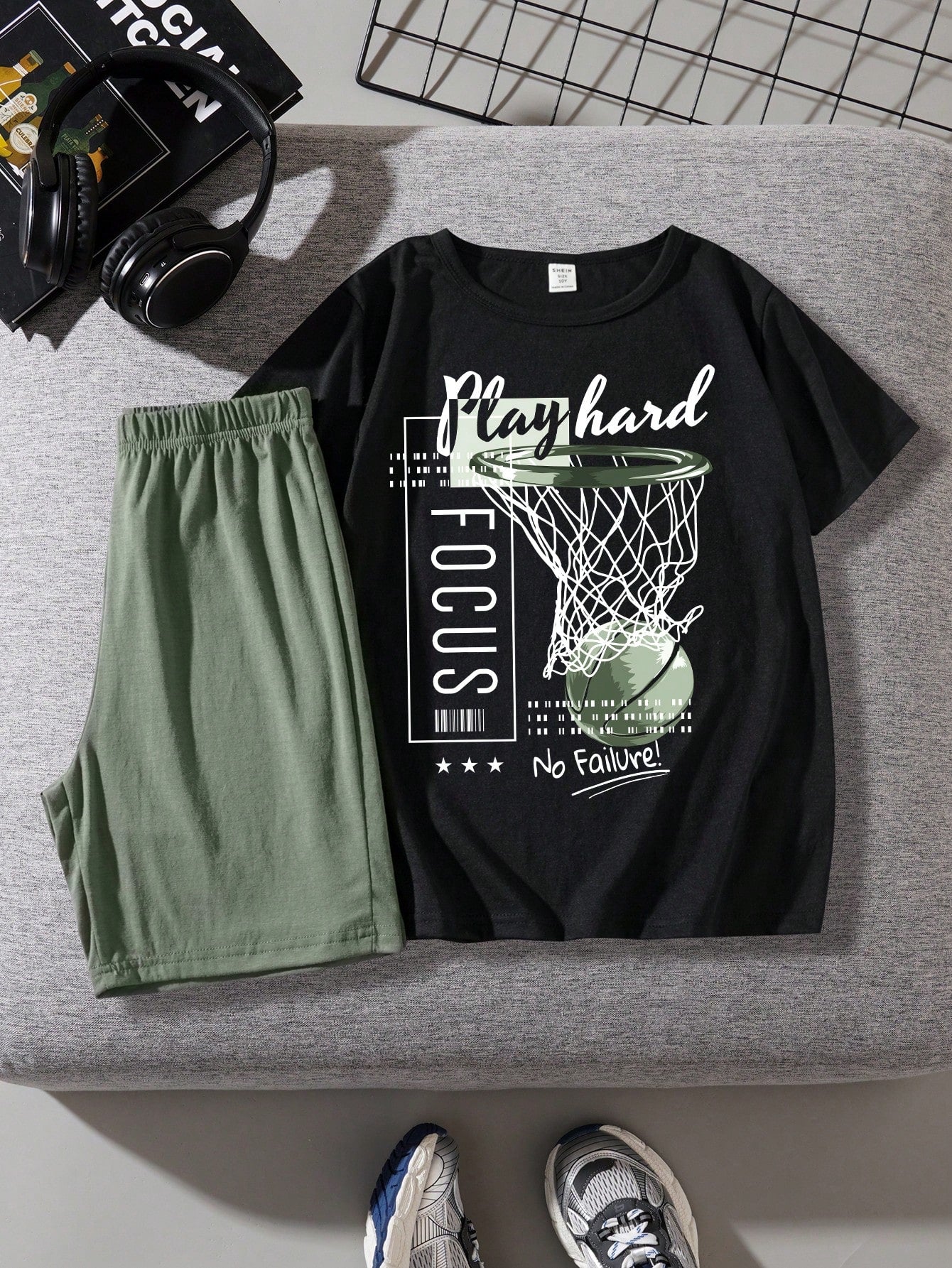 Tween Boy Casual Minimalist Basketball Letter Printed Short Sleeve T-Shirt And Shorts Set For Summer