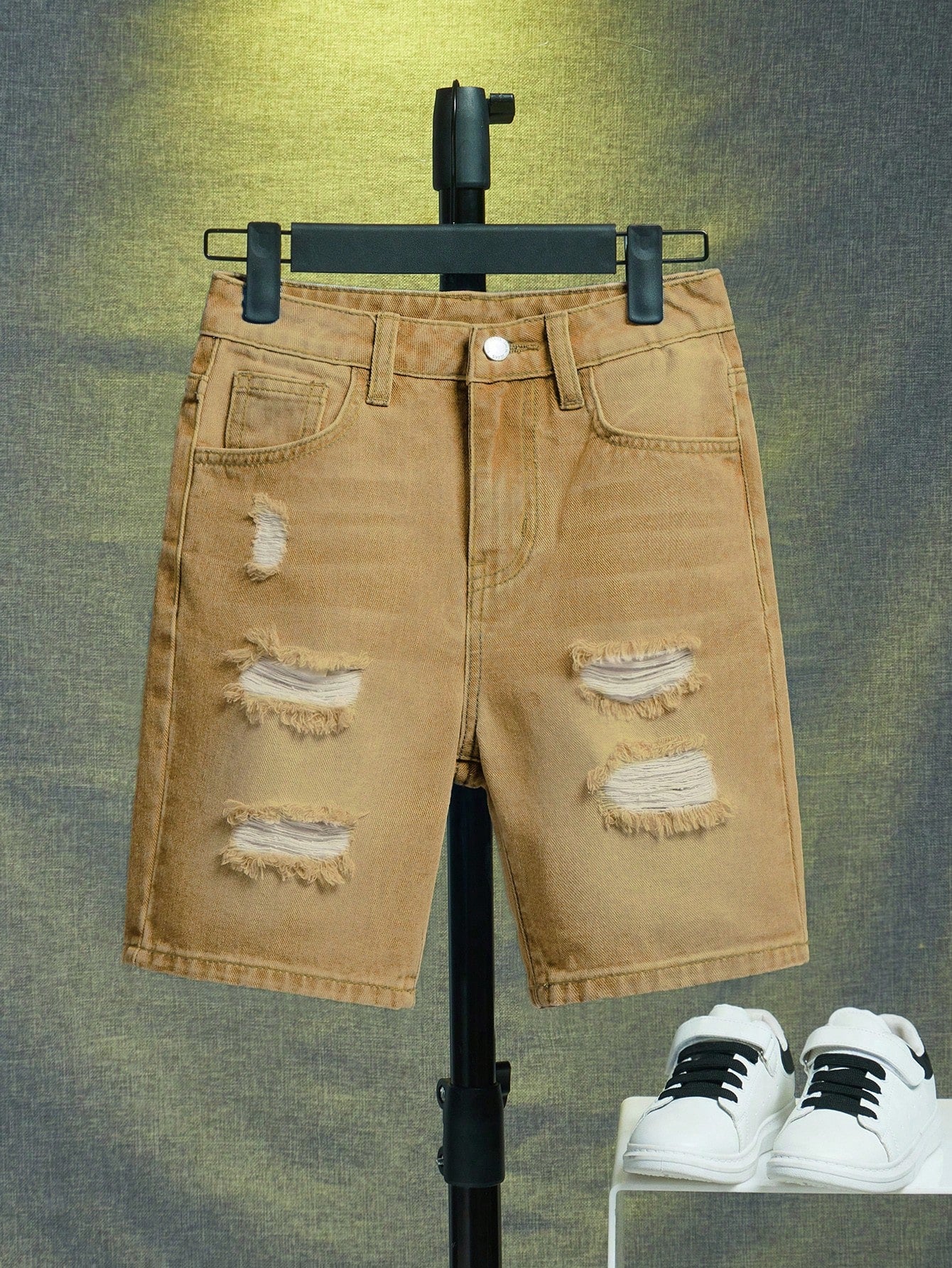 Tween Boy Ripped Frayed Bleach Wash Denim Shorts