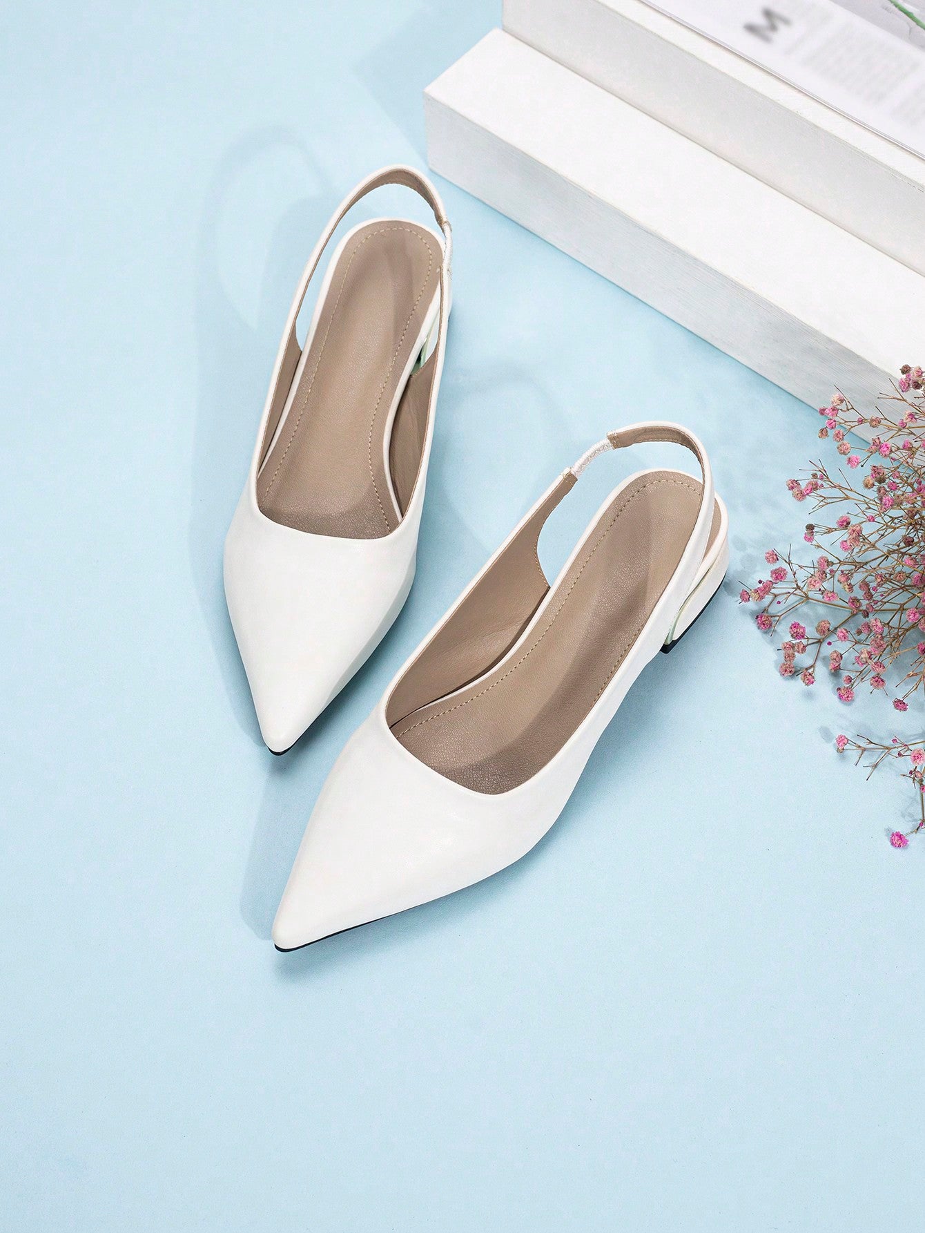 Women's Pointed Toe And Closed Back Flat Shoes With Chunky Heel