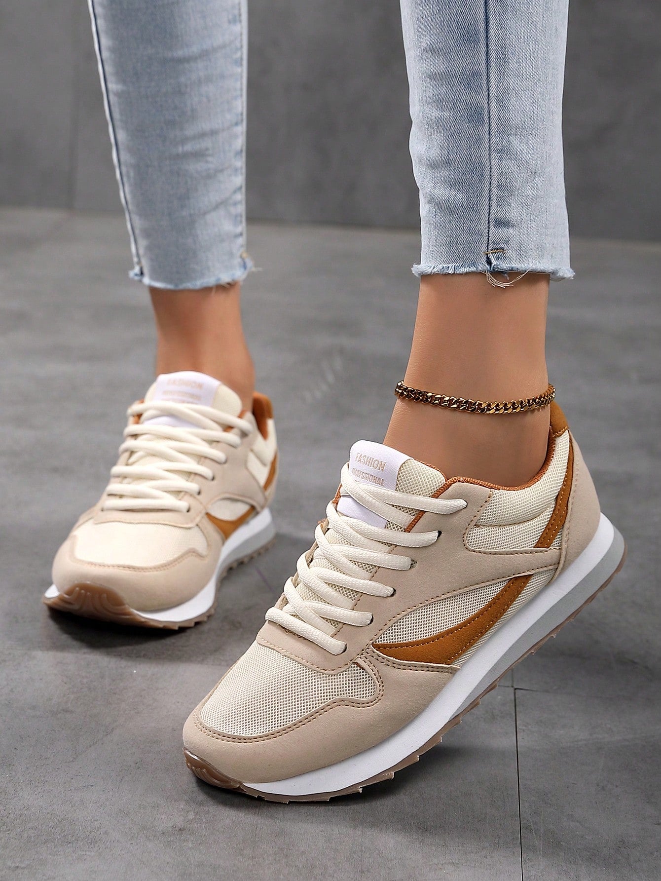 Women Vintage Round-Toe Lace-Up Soft-Sole Comfortable  Shoes, Casual, Versatile, Breathable Summer Daily Running Solid Color Sneakers