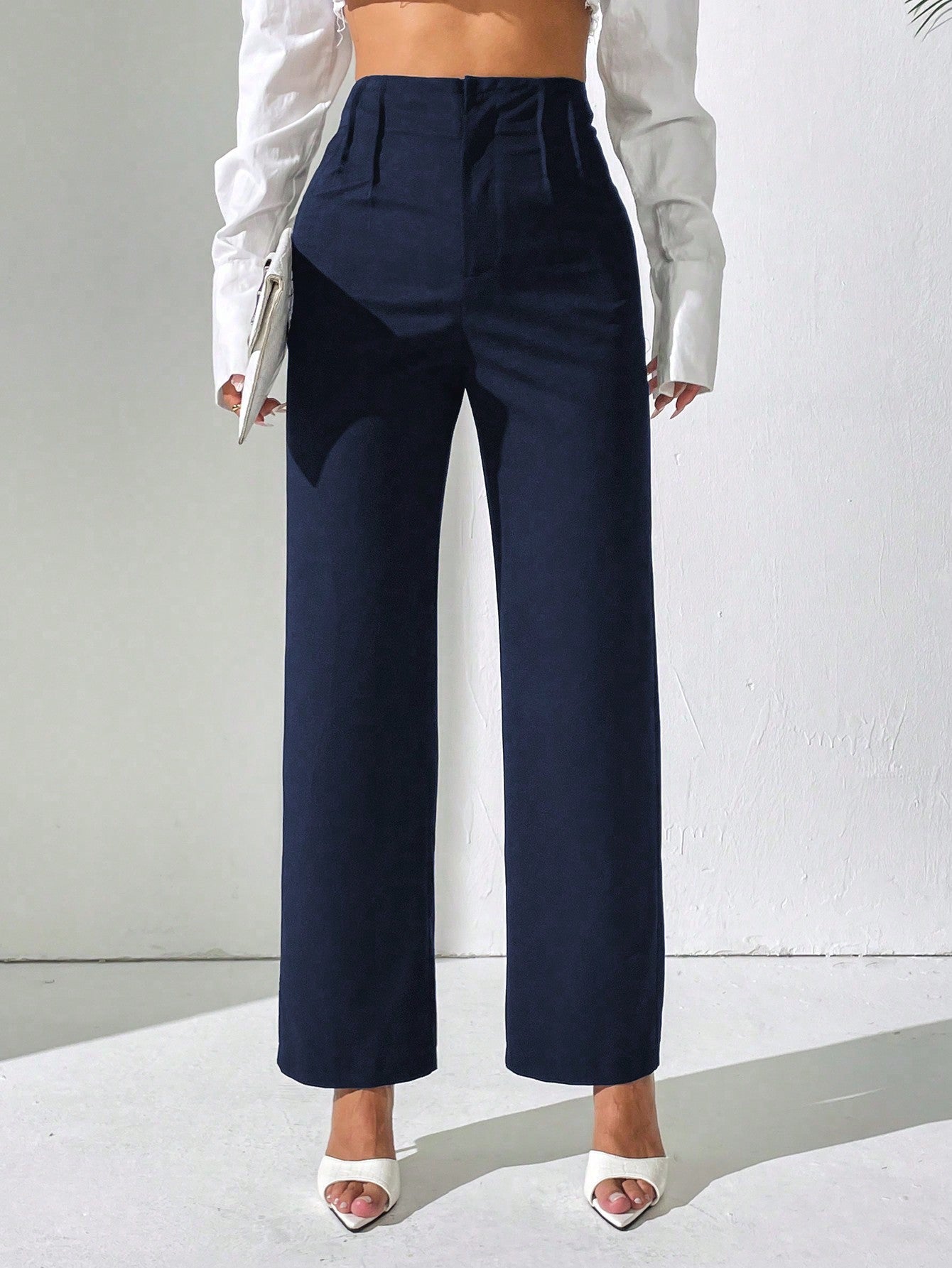 Women's Solid Color Pleated Casual Straight Pants