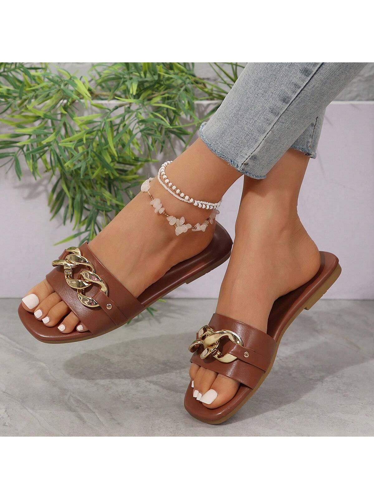 Women's White Chain Buckle Slippers, Summer Home Slippers, Outdoor Comfortable And Fashionable Slippers