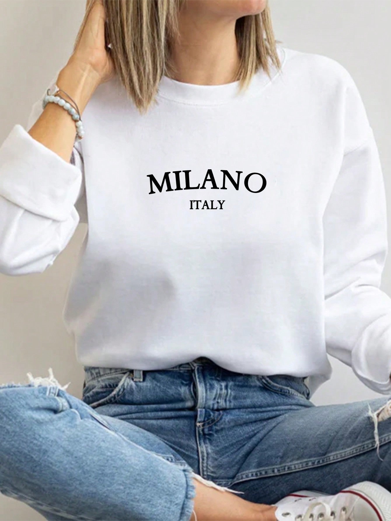 Casual & Simple Milano Printed White Round Neck Loose Women Sweatshirt For Fall And Winter MILANO ITALY