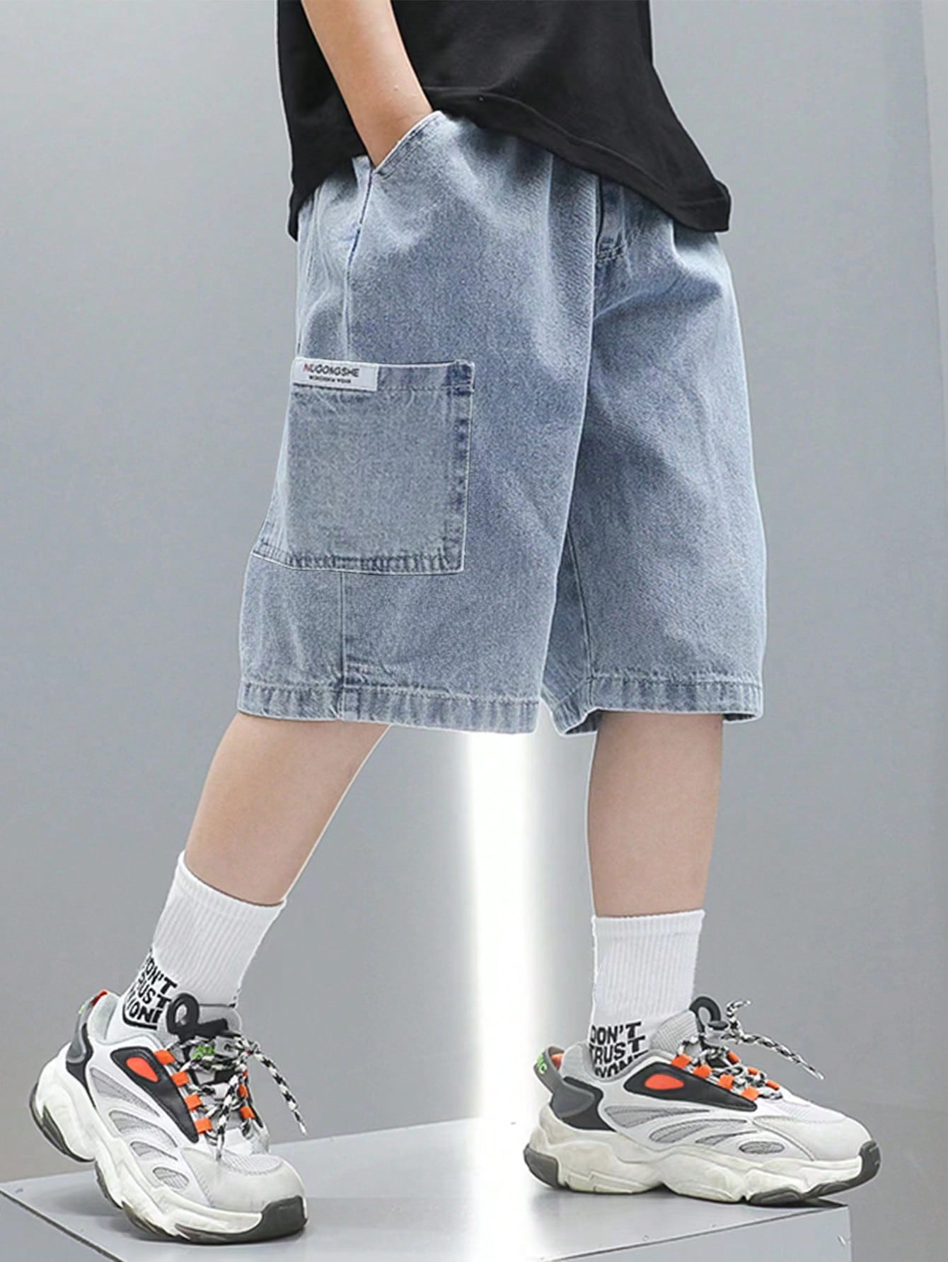 1pc Tween Boy Loose Letter Patched Pocket Casual Denim Shorts For Summer