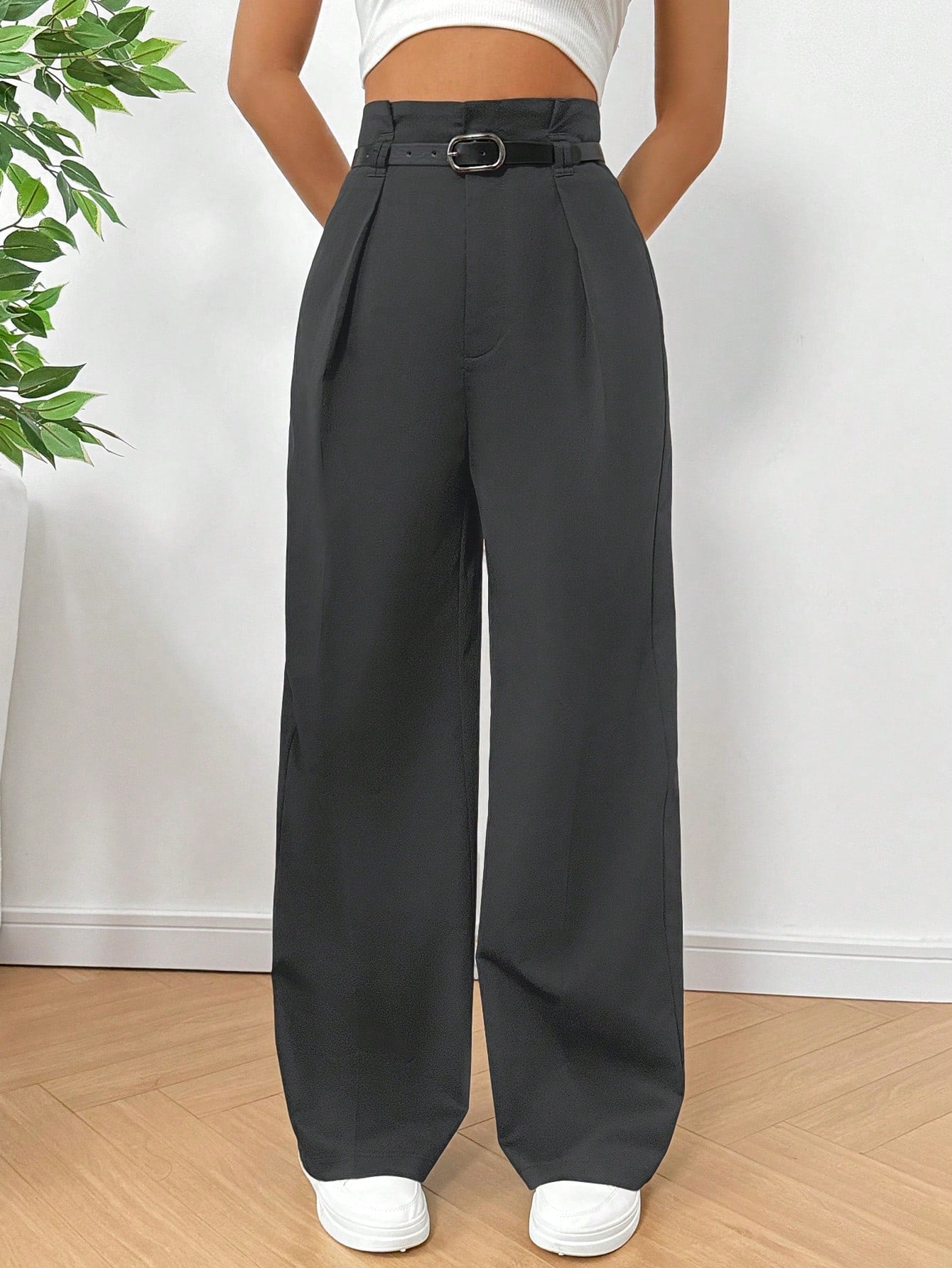 Women's Black Pleated Wide Leg Pants