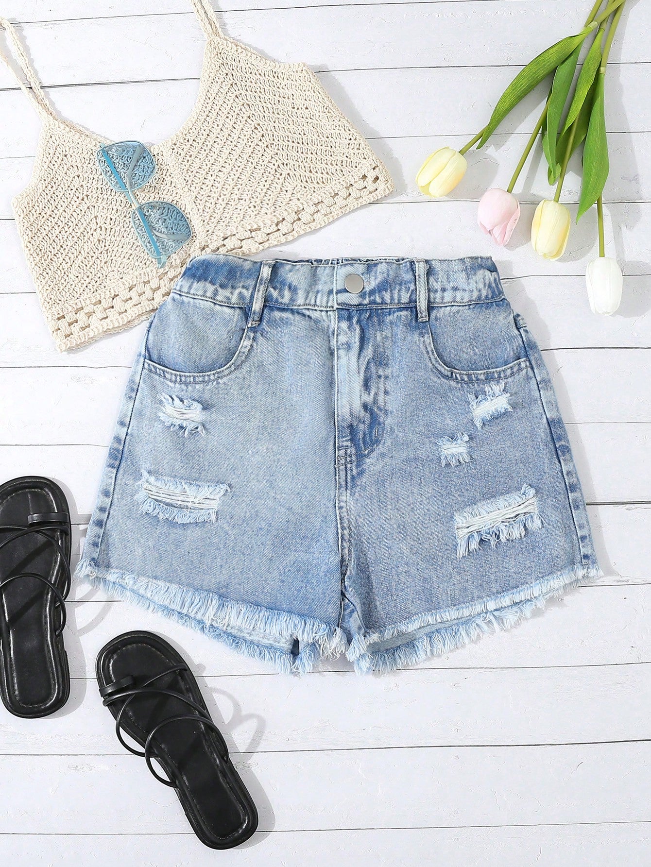 Teen Girls' Summer Trendy Ripped, Fashionable, Casual Denim Shorts