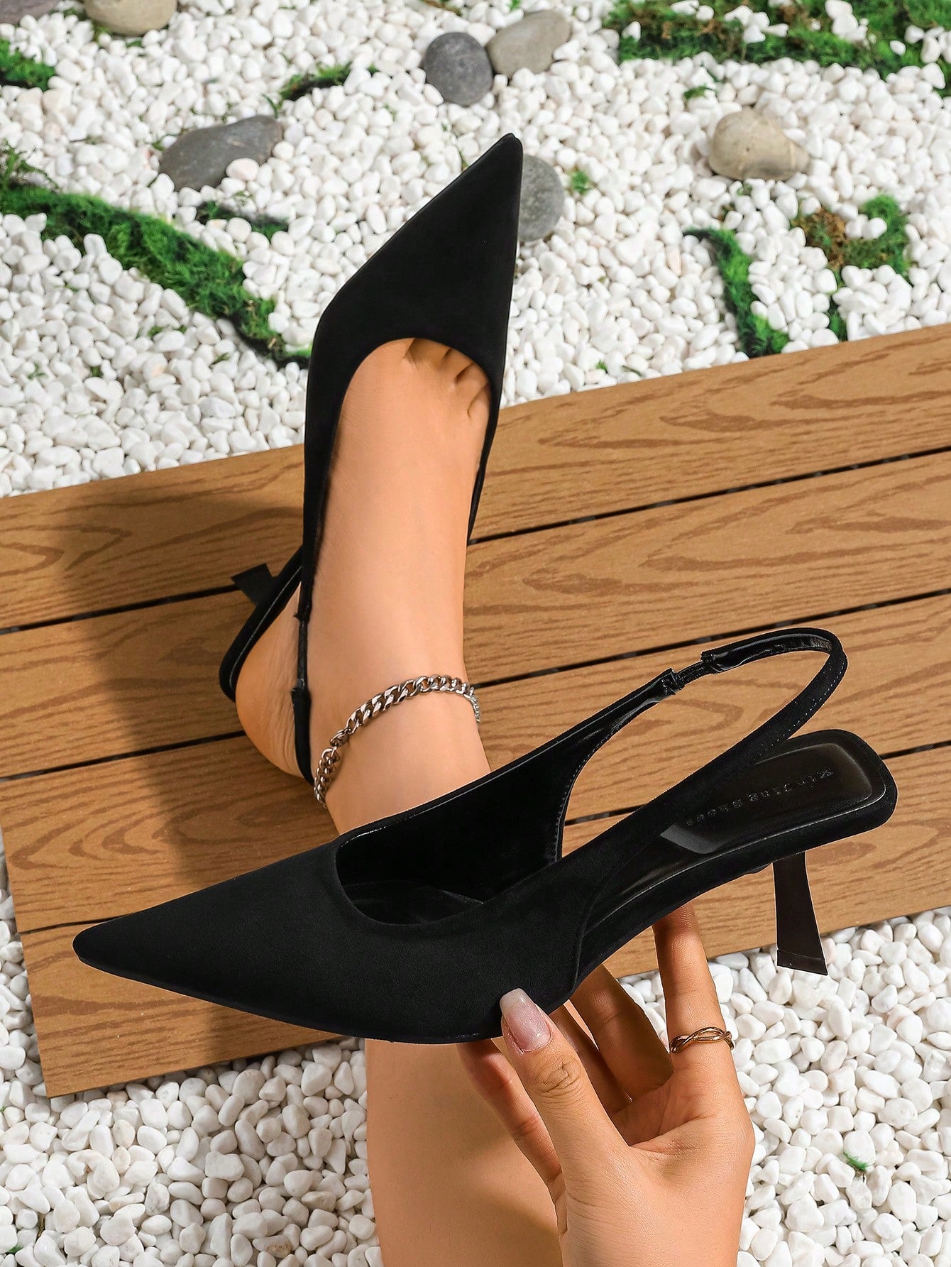 Trendy And Fashionable High Heels Women's Shoes Lady's Shoes With Hollow-Out Back