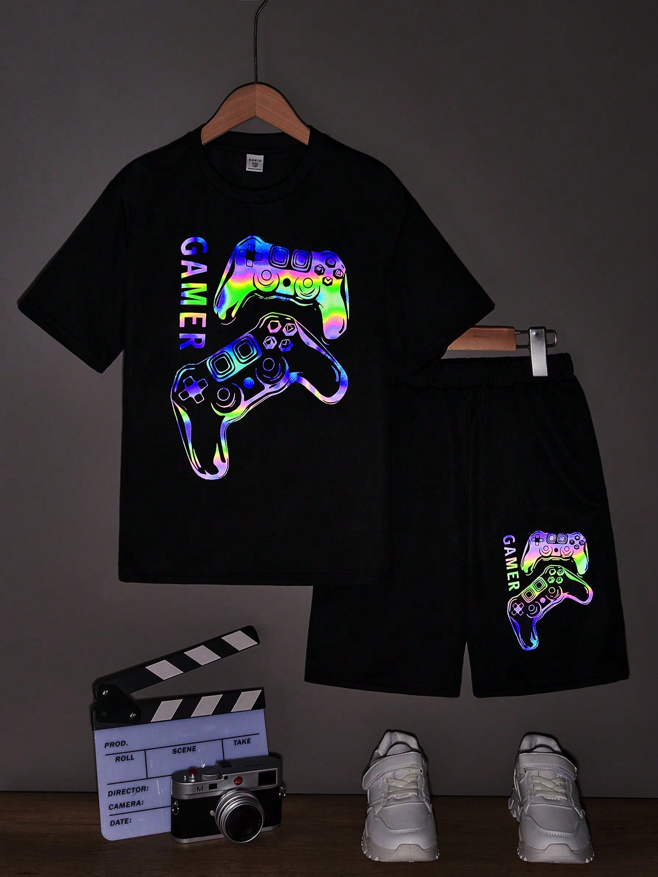 Tween Boys' Extended Size Rainbow-Color Video Game Console Pattern Short-Sleeve T-Shirt And Shorts Two-Piece Set