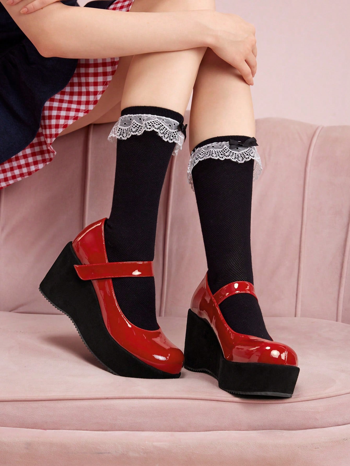 Women's Red Color Versatile Thick Sole Flat Shoes