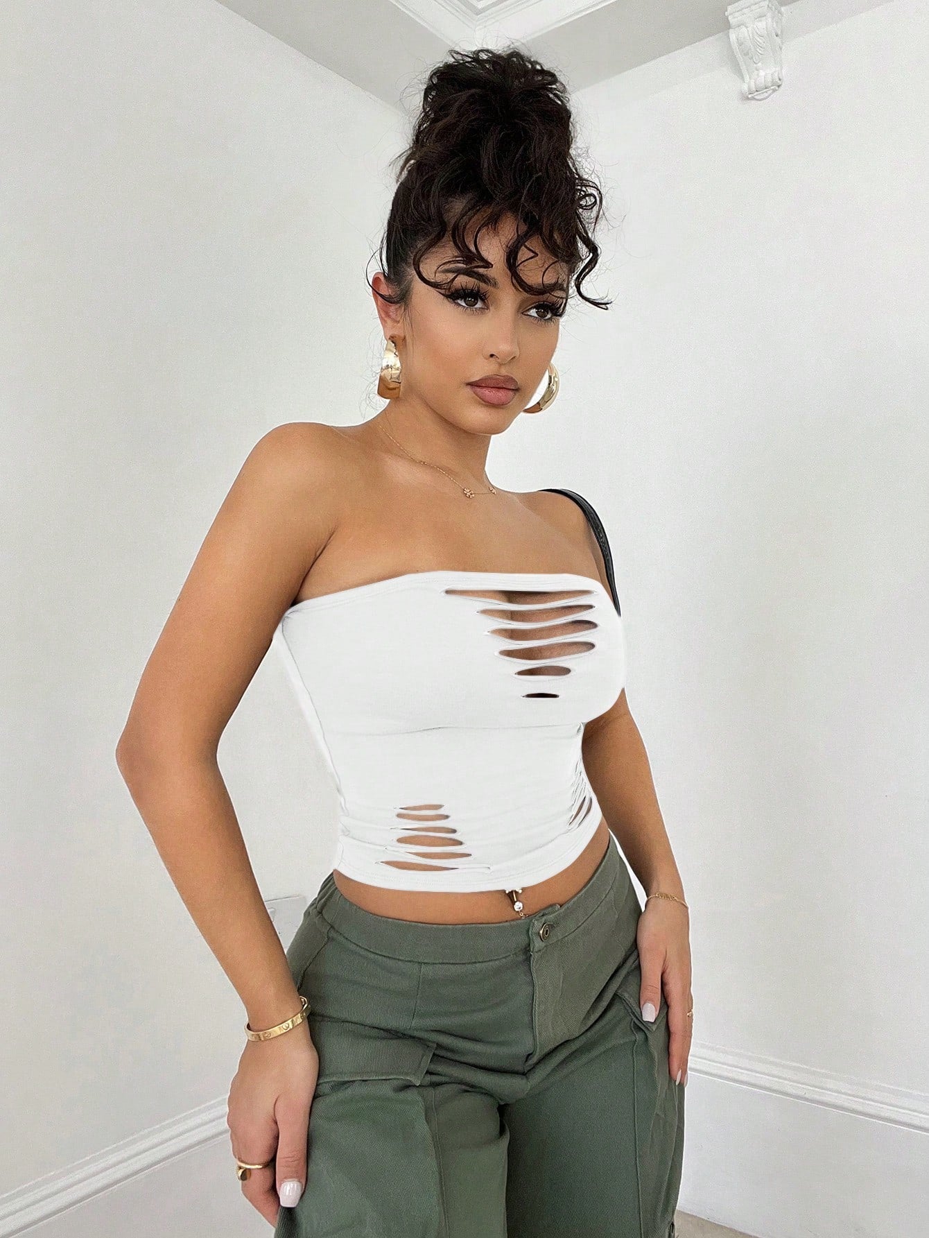 Solid Color Cutout Hollowed Out Wasteland Style Tight Gray Bandeau Top For Spring/Summer Daily Wear, Street Wear, Concert Outfit, Festival Clothing, Music Festival Clothing Sexy Women Tops.