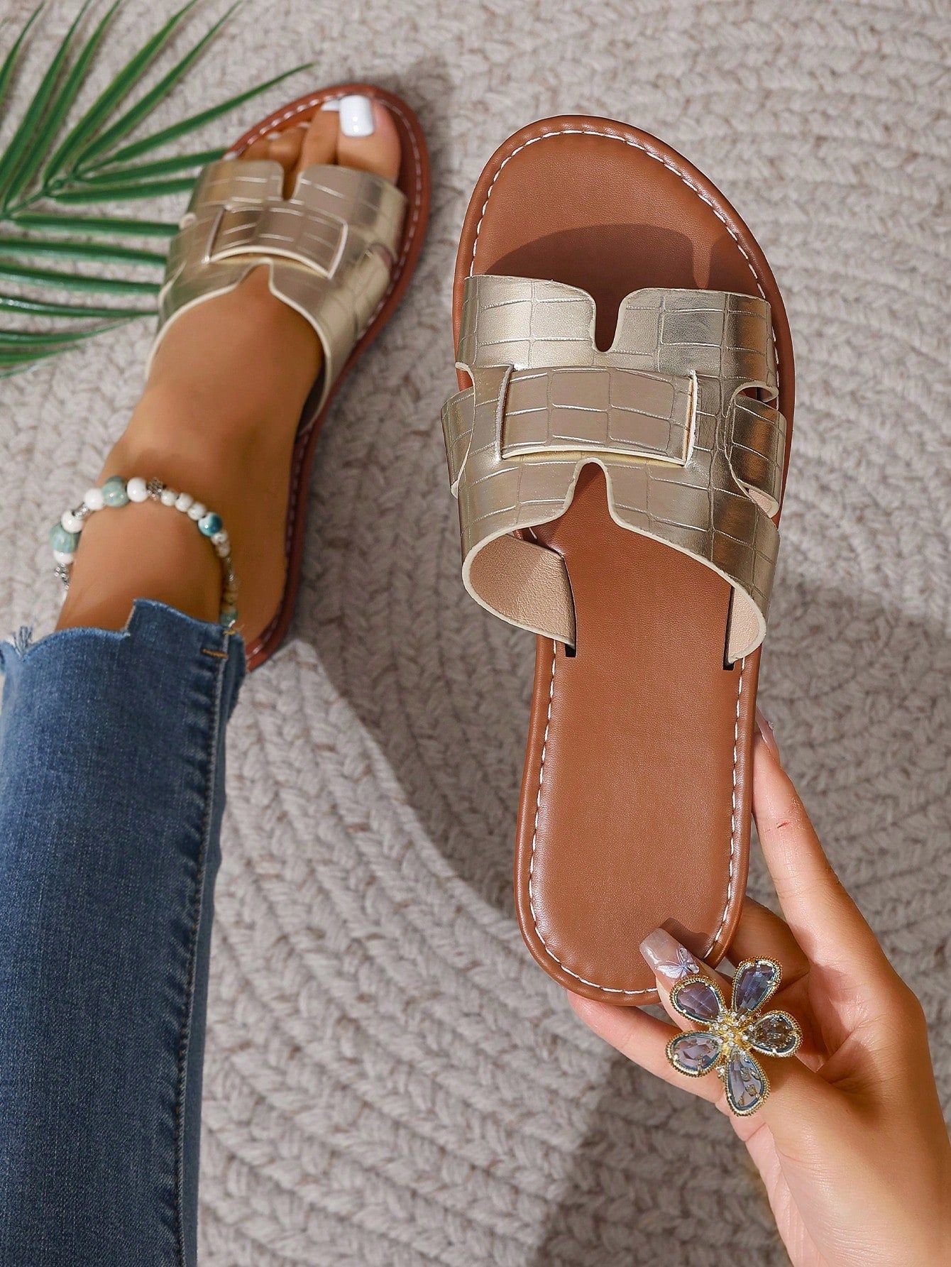 Korean Style Casual Flat Slippers For Women, Summer, Open Toe, Woven Roman Style, Fashionable & Comfortable For Beach, Apartment, Brown Color, Size Available For Women