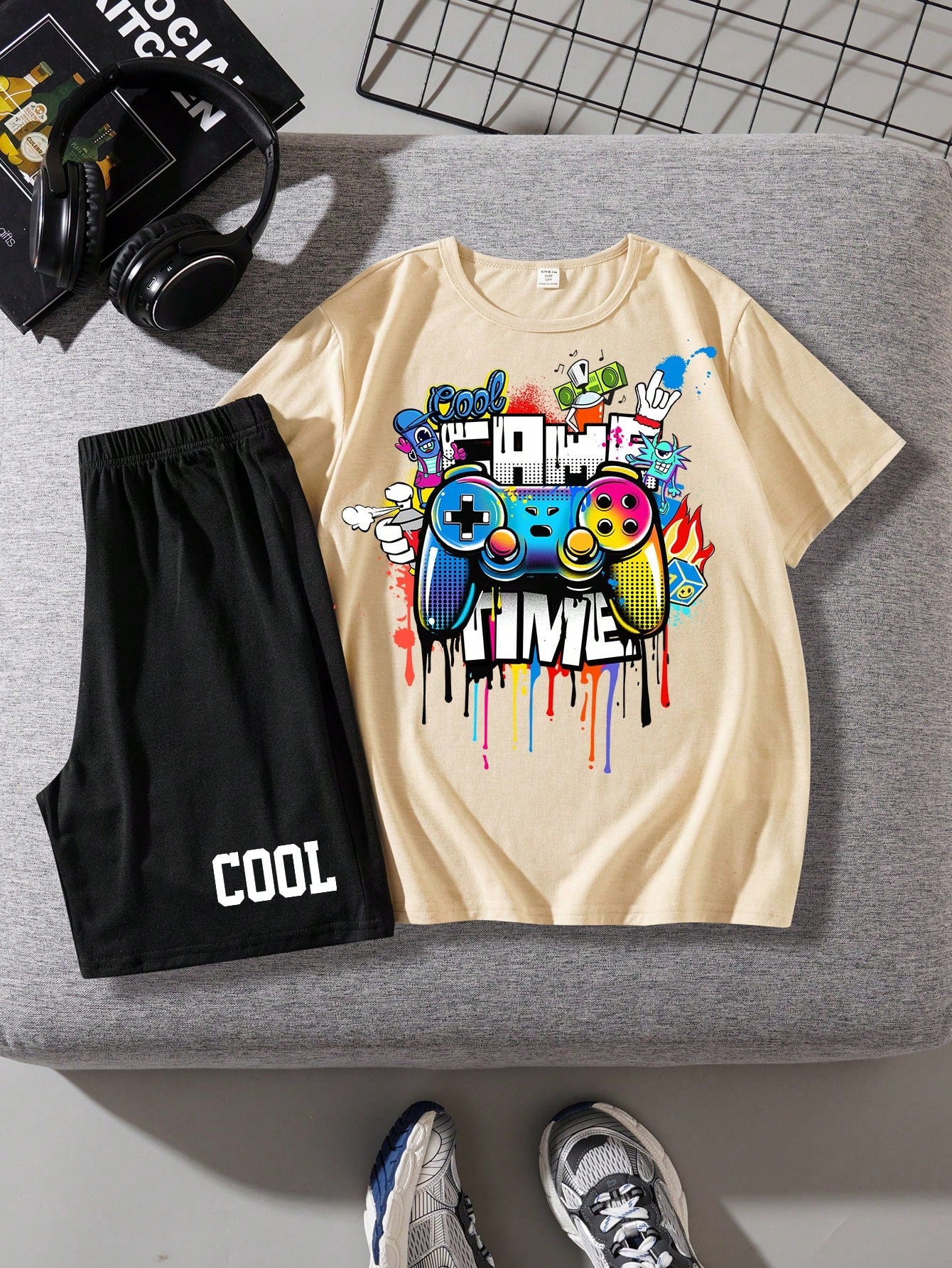 Tween Boys' Casual Simple Video Game Printed Short Sleeves T-Shirt And Shorts Set, Suitable For Summer