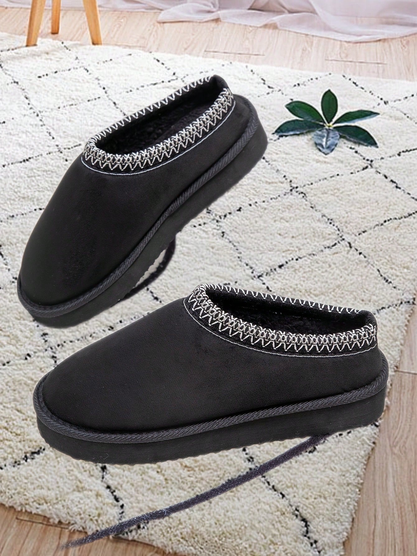 Women Low Top Mini Boots Indoor Slippers