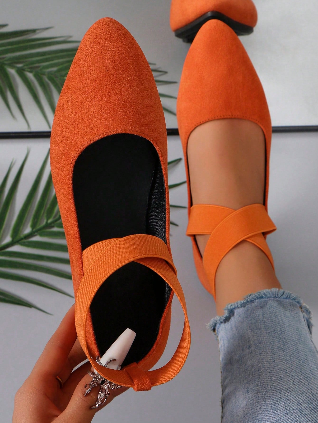 Women's Outdoor Leisure Slip-On Crossed Strap Orange Pointed Toe Flat Shoes, Spring And Autumn