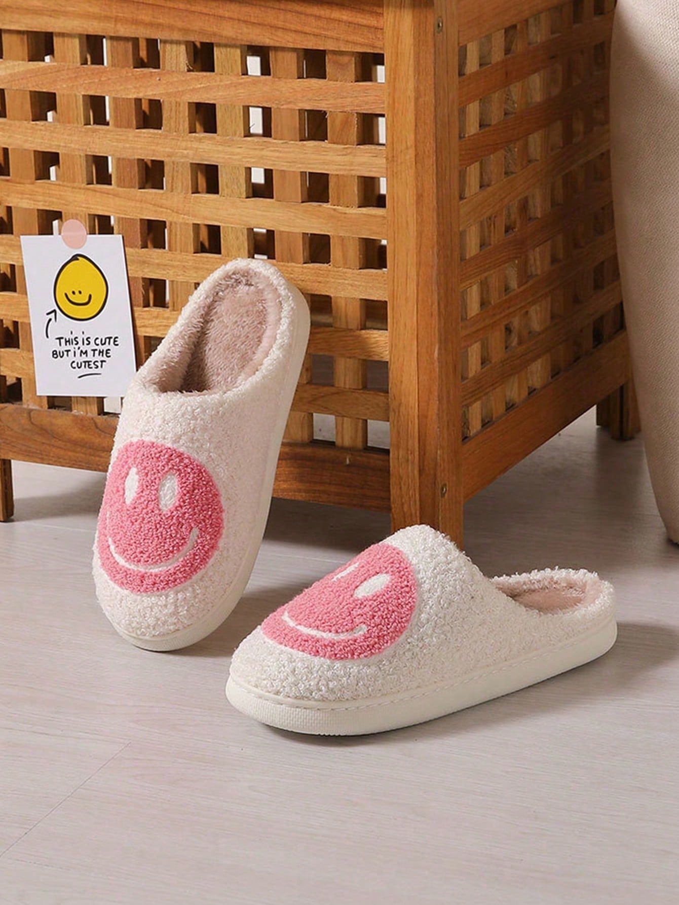 Women's Korean Style Cute Cartoon Smiling Face Fabric Slippers, Thick-Bottomed, Wear-Resistant, Warm, Suitable For Autumn And Winter, Home And Couples Slippers