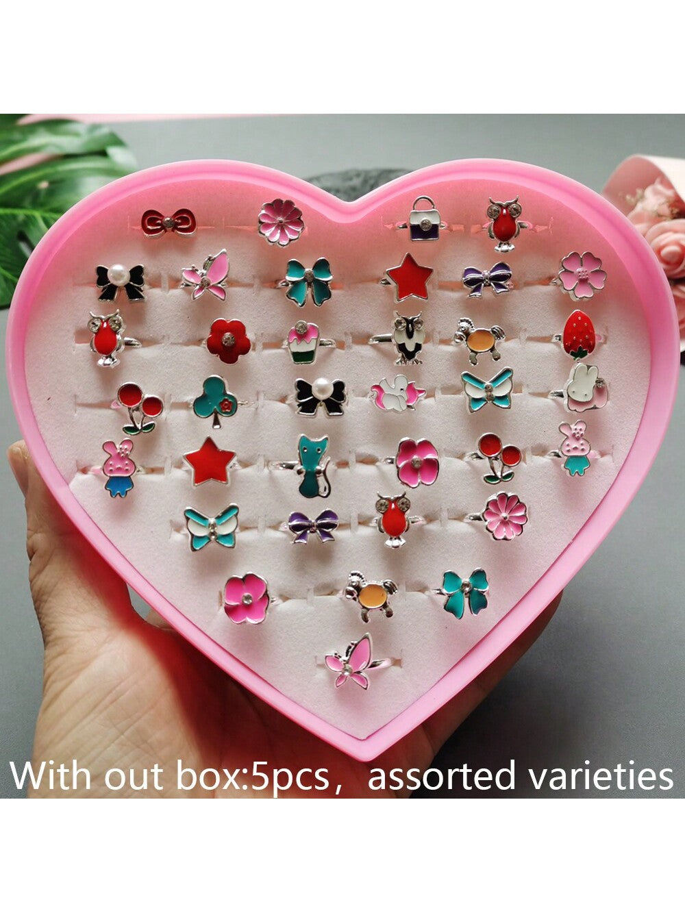 5pcs Children Fashionable Adjustable Alloy Rings With Rhinestone And Hollow Designs(Random Color)