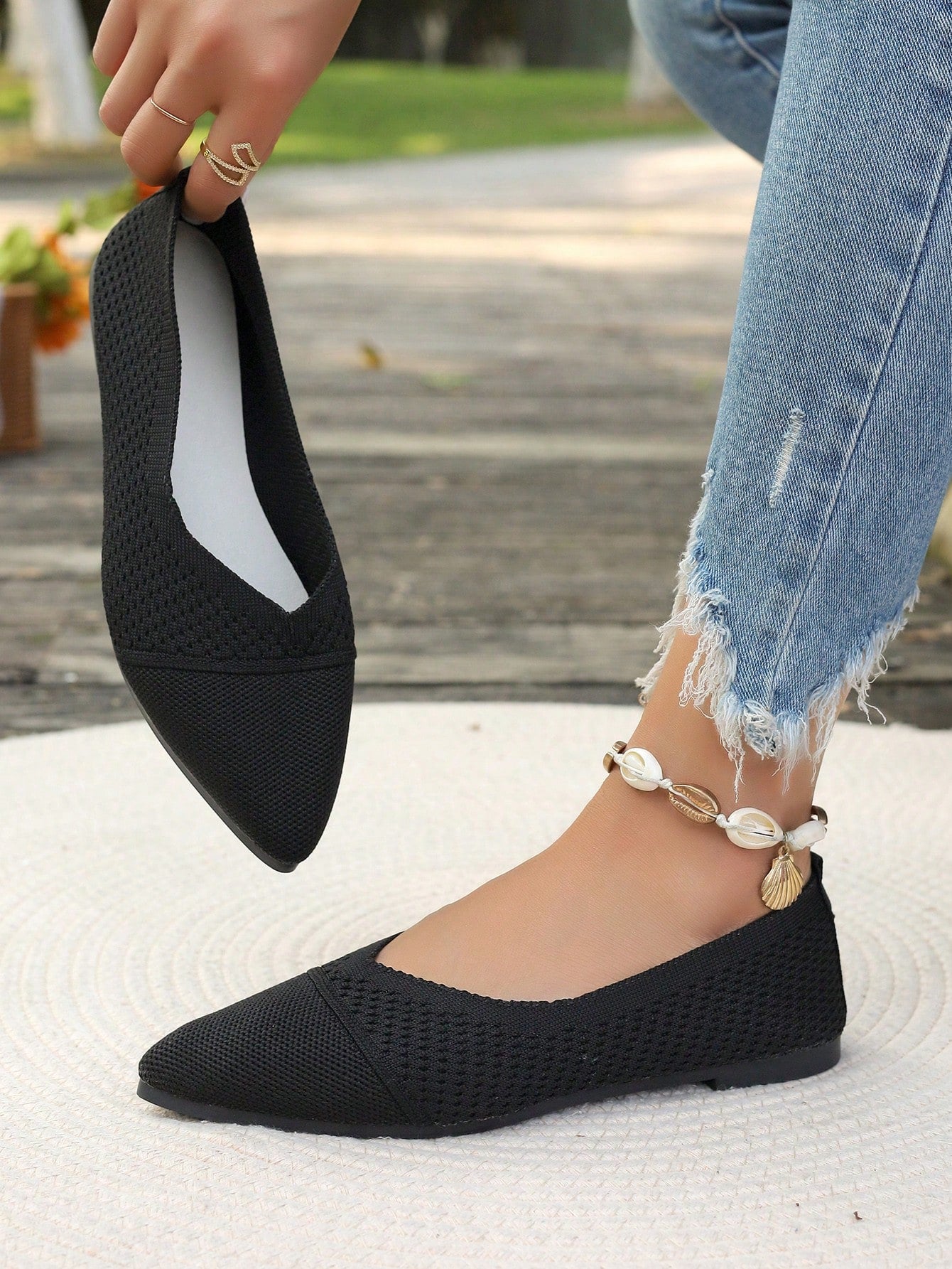 2024 New Arrival Plus Size Women Fashionable Elegant Flat Shoes