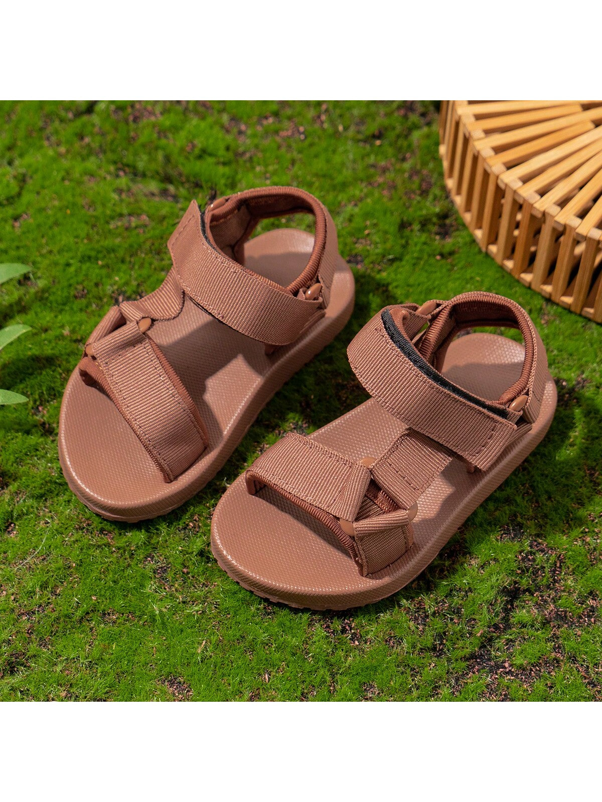 1pair Unisex Minimalist Comfortable Flat Sandals, Summer Fashion Woven Leather Straps